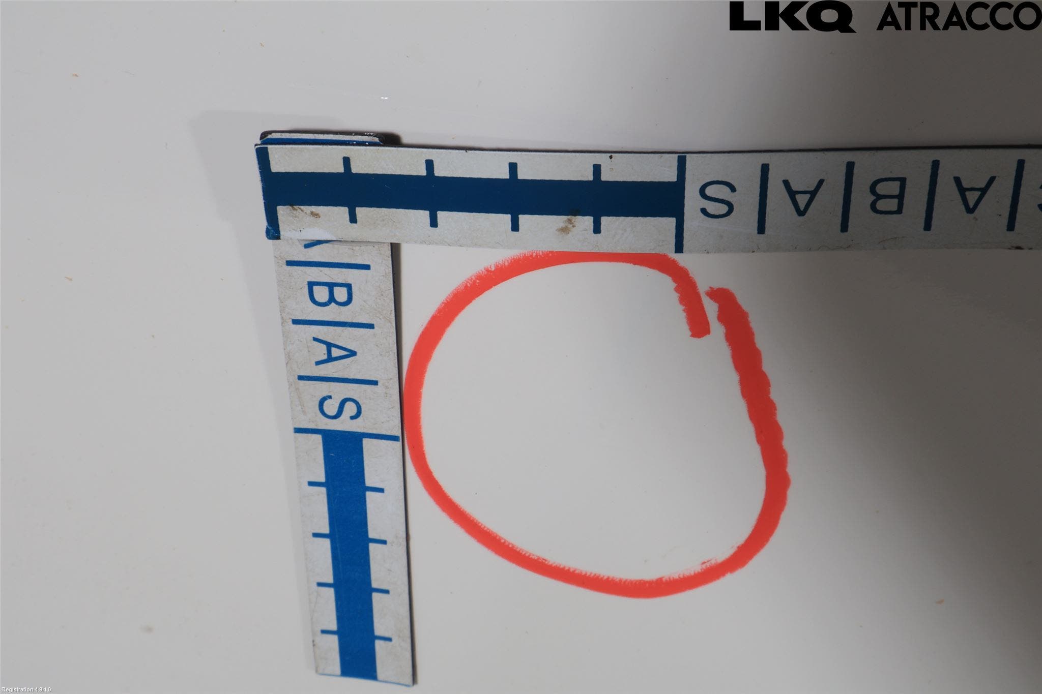 Toyota HILUX 16- Huv Fram