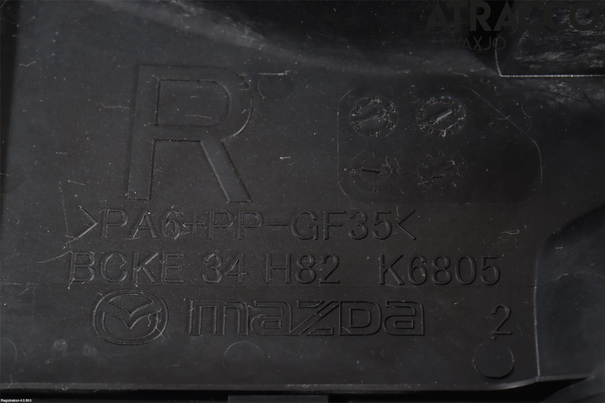 Mazda CX-30 20- Hasplåt Plåt-Plast