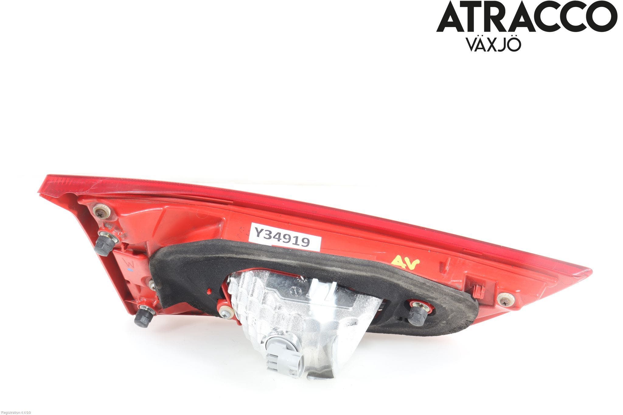 Toyota AURIS 13-19 Bakljus Lucka Hö