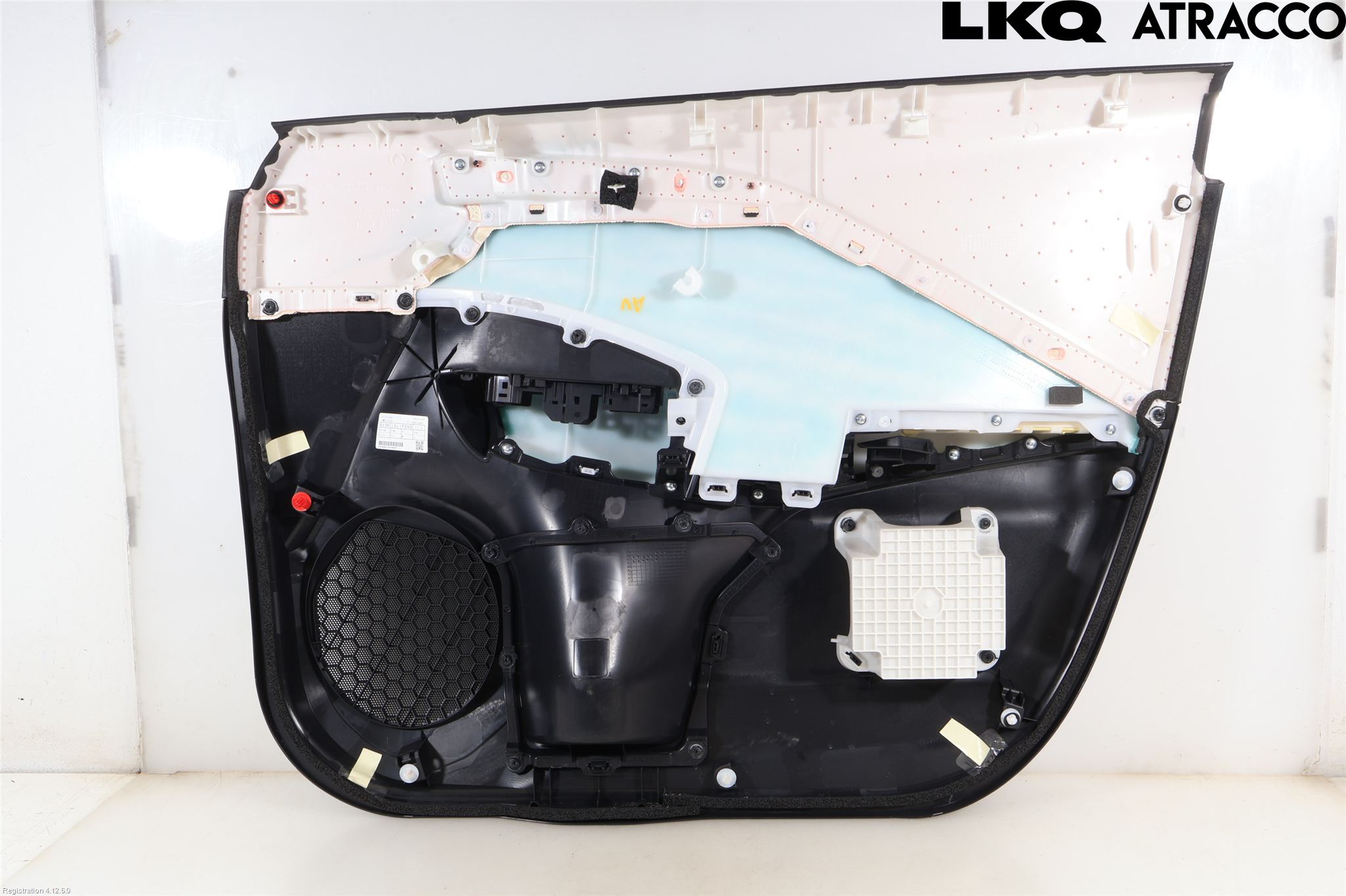 Lexus LBX 24- Dörrklädsel Vä