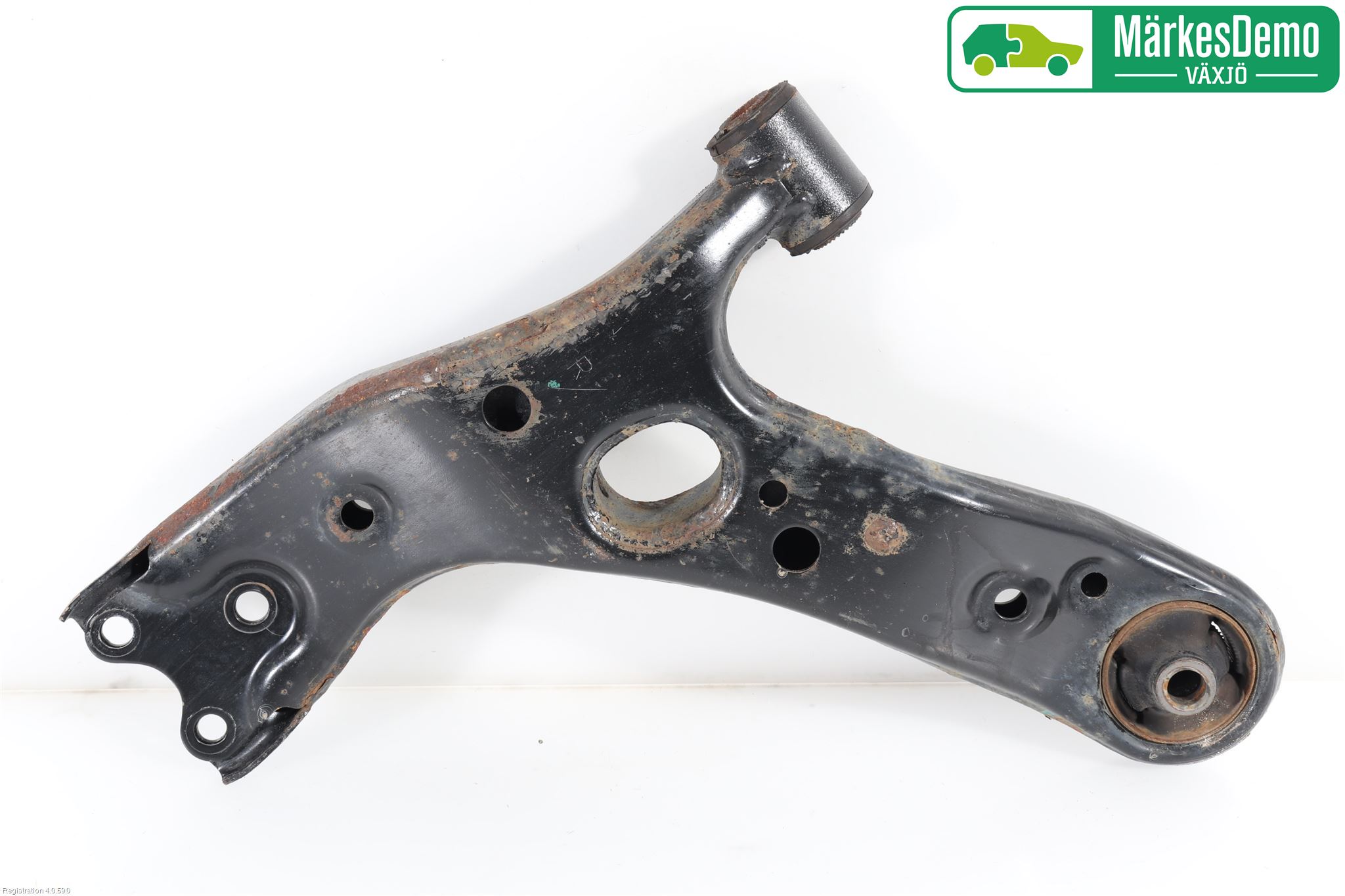 Toyota AURIS 13-19 Bärarm Fram Undre Hö