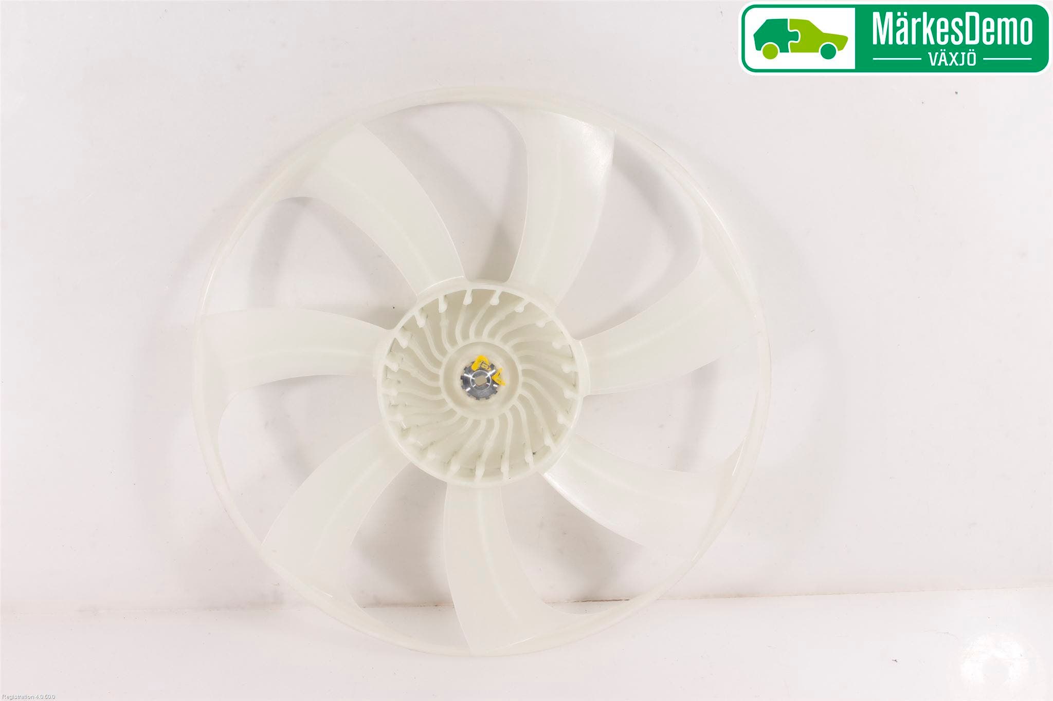 Toyota YARIS XP130 15-20 Kylfläkt-Vinge