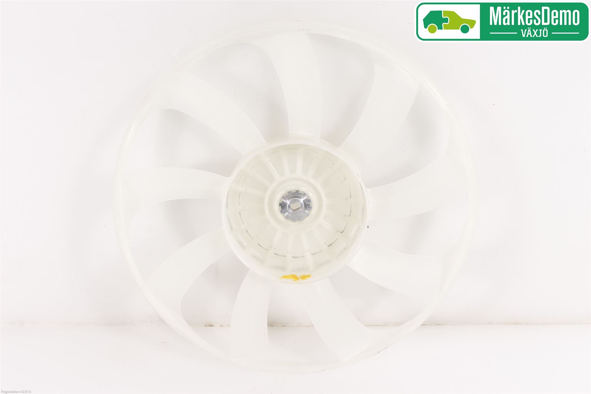 Toyota AURIS 13-19 Kylfläkt-Vinge