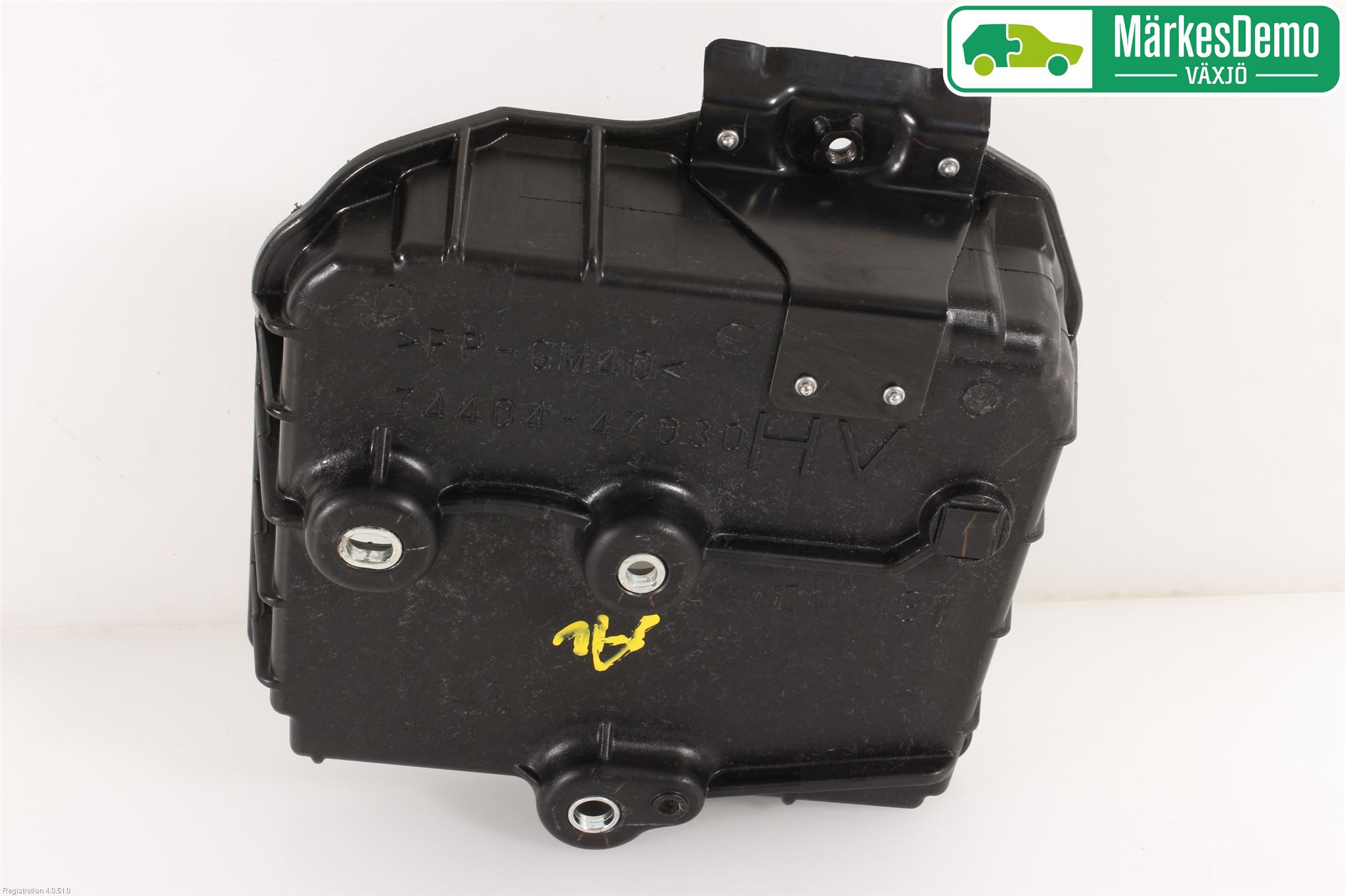 Toyota C-HR 16-23 Batterilåda-Fäste-Hållare