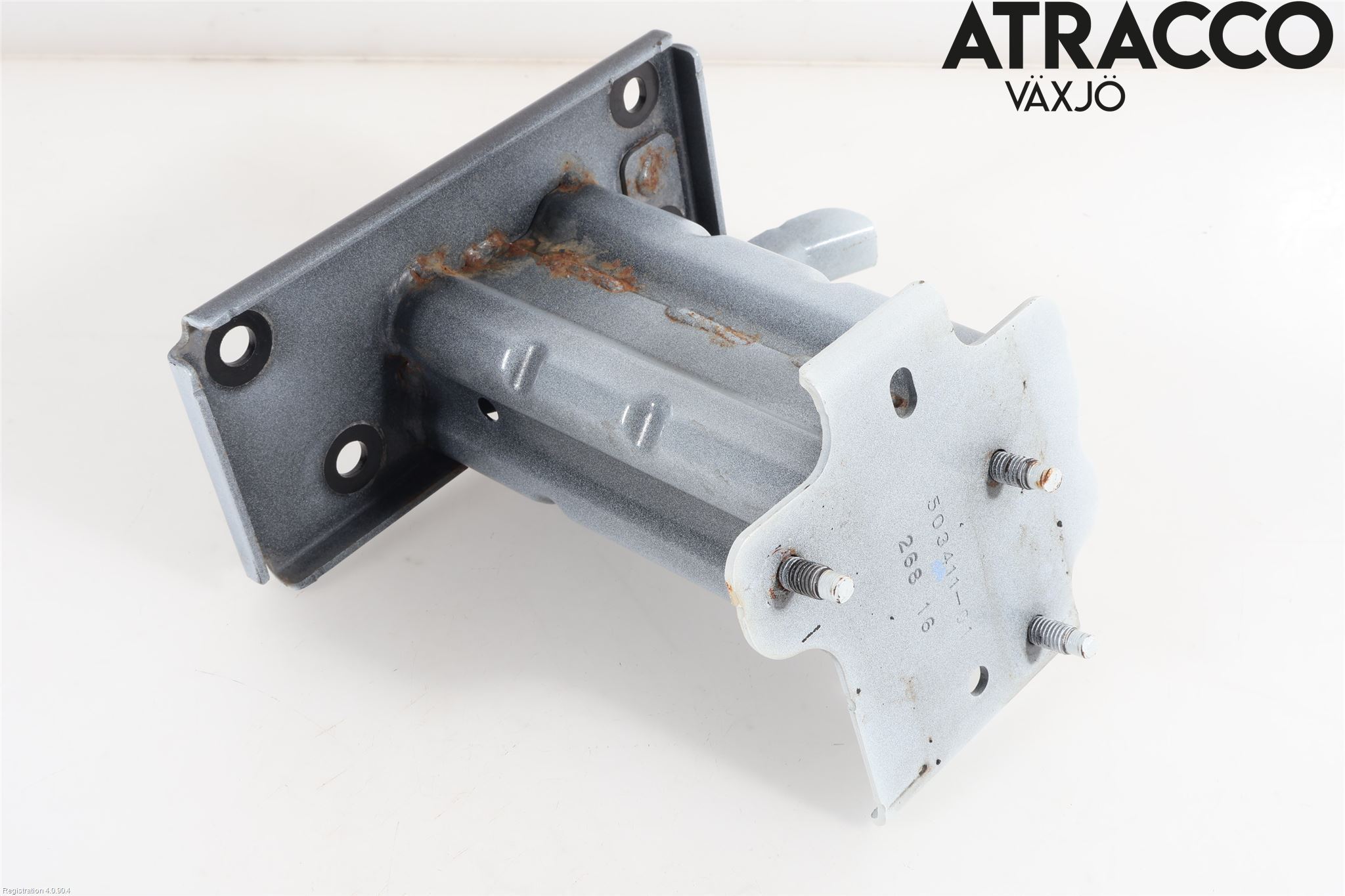 Nissan X-TRAIL 14-21 Stötfångarbärjärn Fram