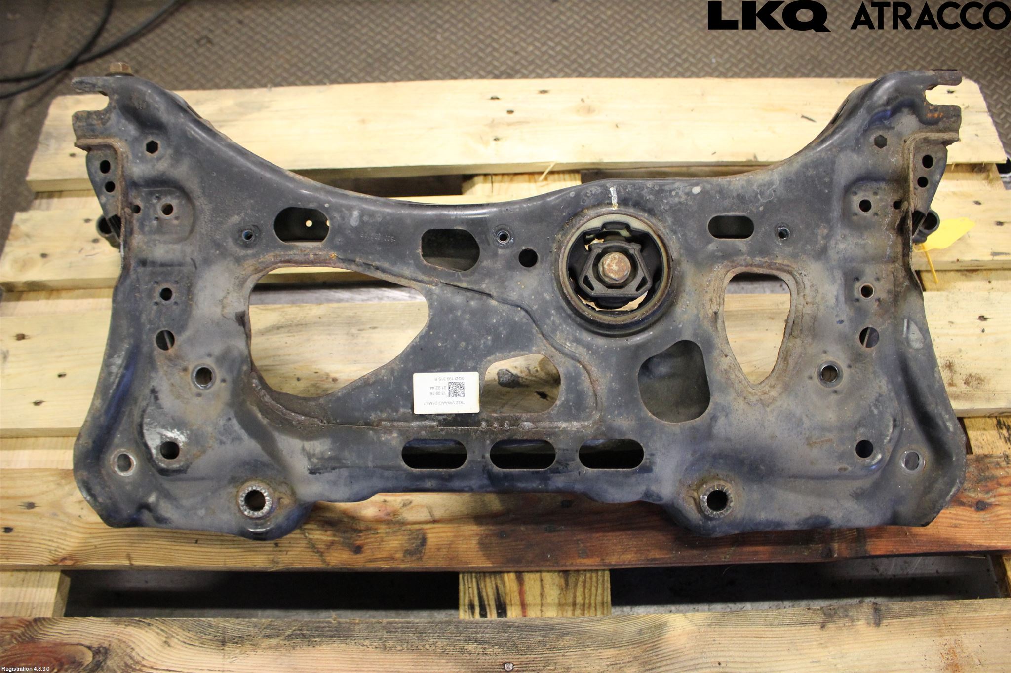 Volkswagen VW GOLF / E-GOLF VII 13-20 Framvagnsbalk