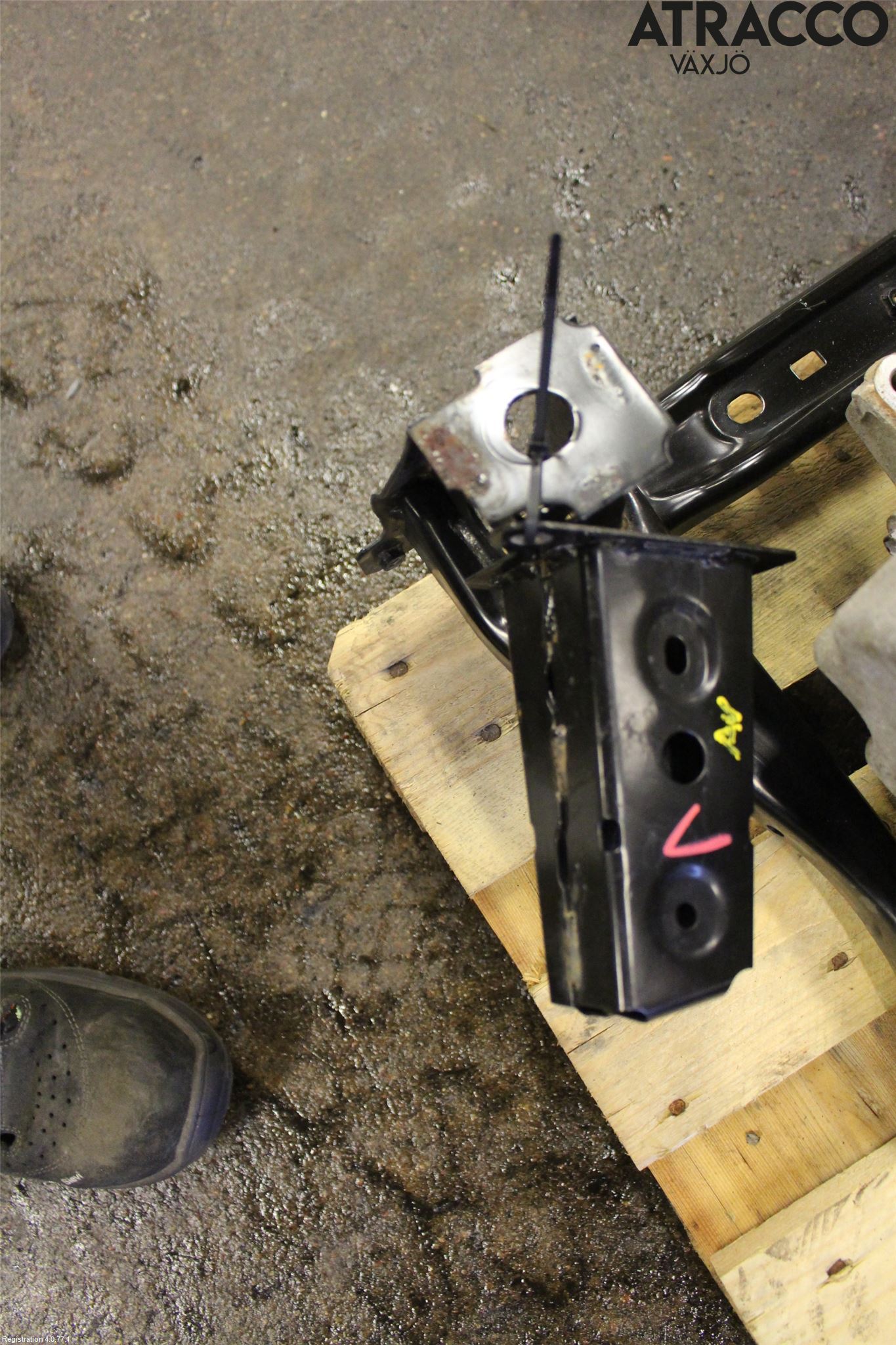 Mazda 2 (DJ) 15-22 Framvagnsbalk