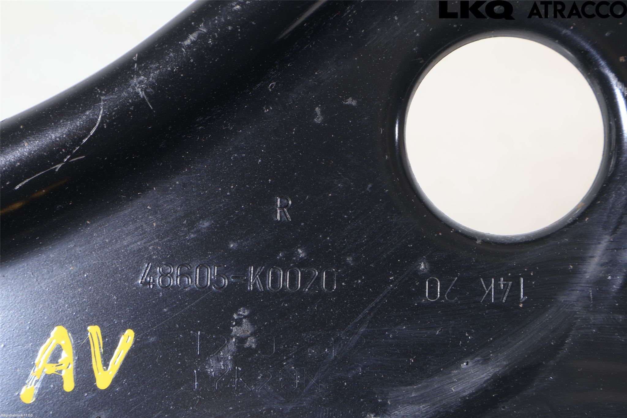 Toyota YARIS XP21 20- Bärarm Fram Undre Hö