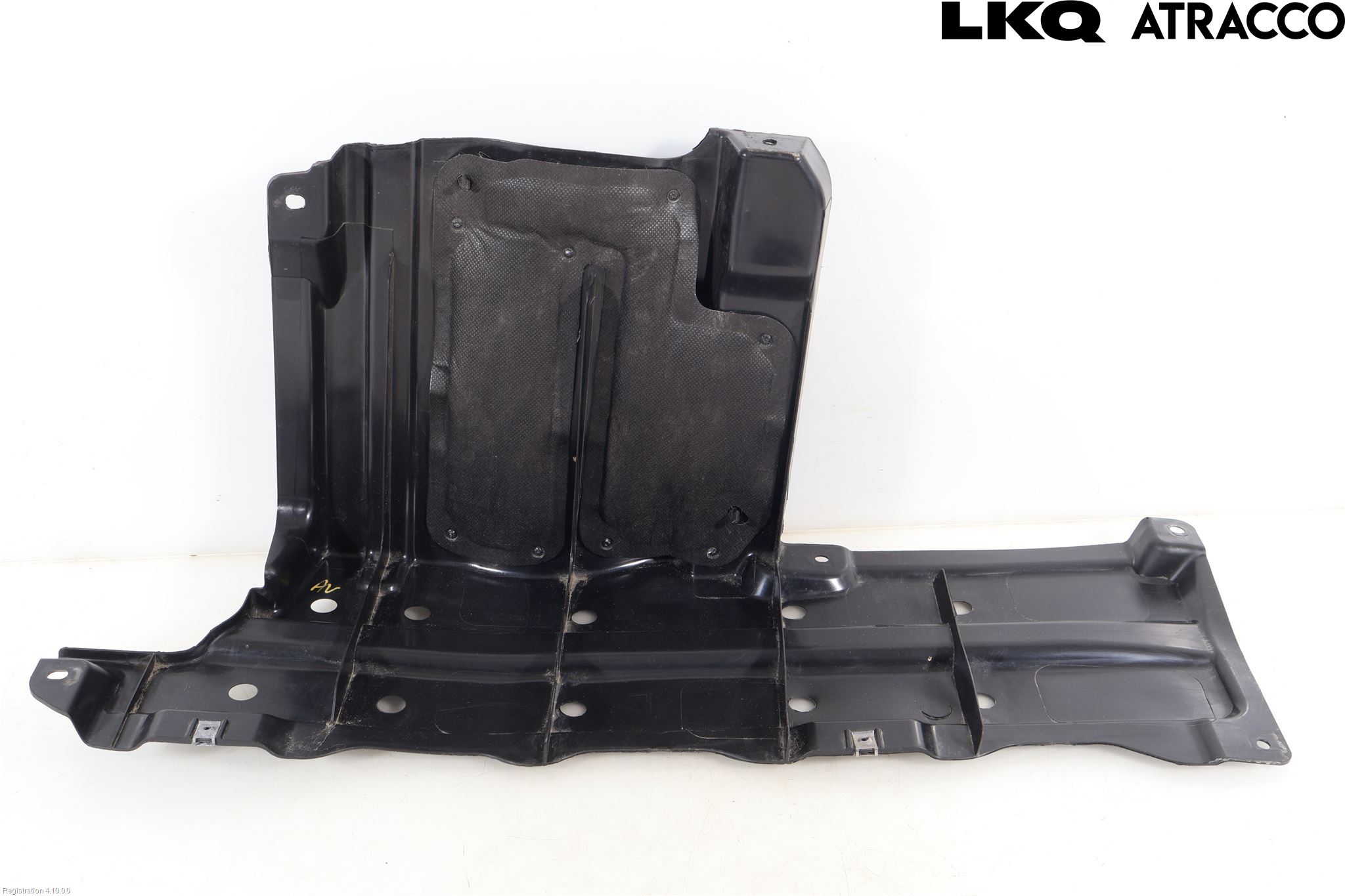 Suzuki SWIFT 17-24 Hasplåt Plåt-Plast