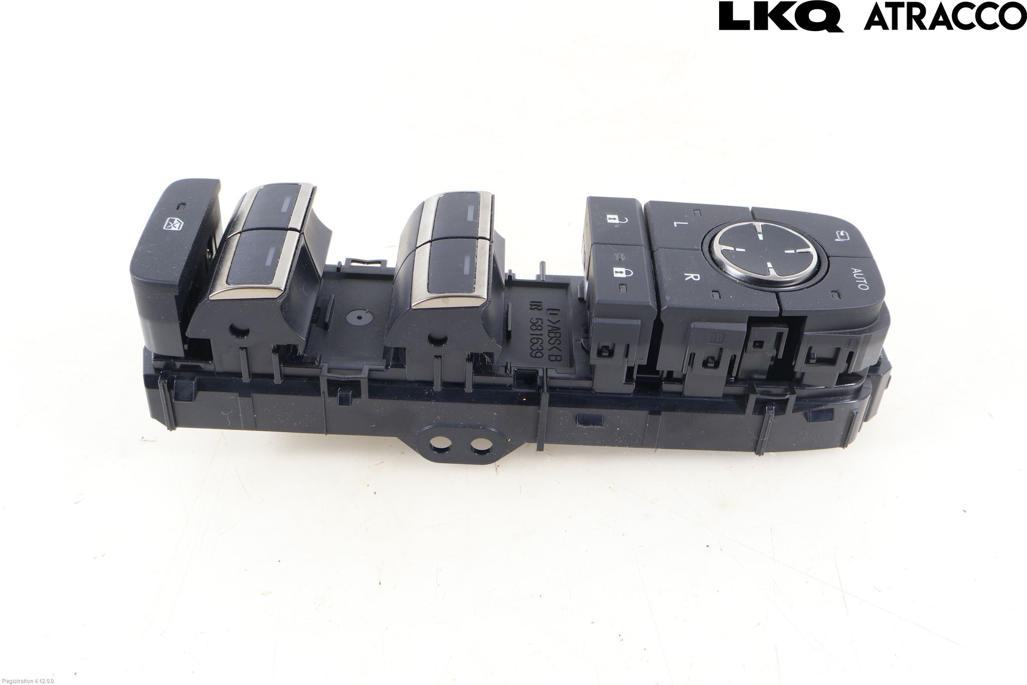 Lexus LBX 24- Strömställare Multifunktion