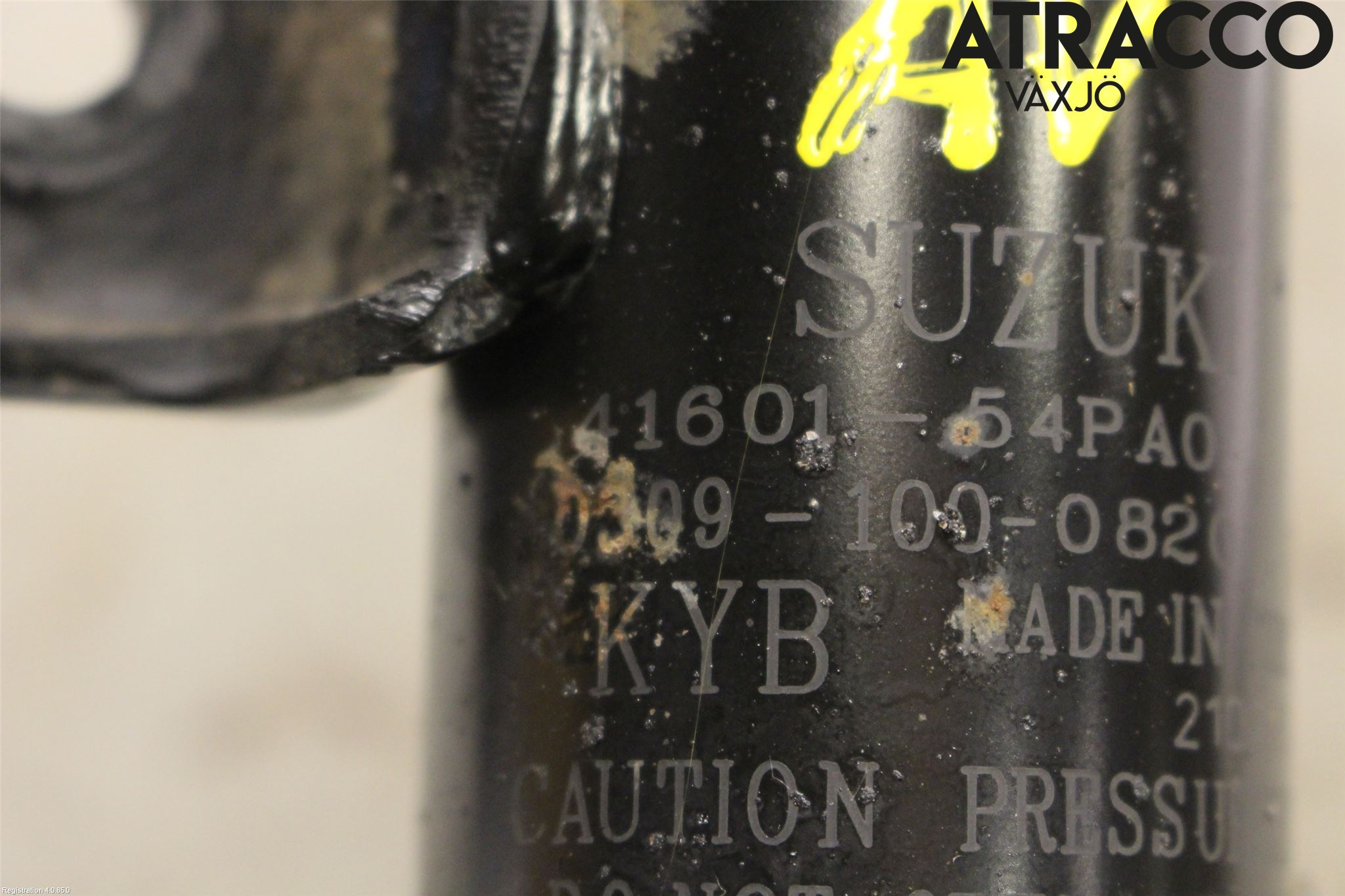 Suzuki ACROSS 21- Fjäderben Fram Höger