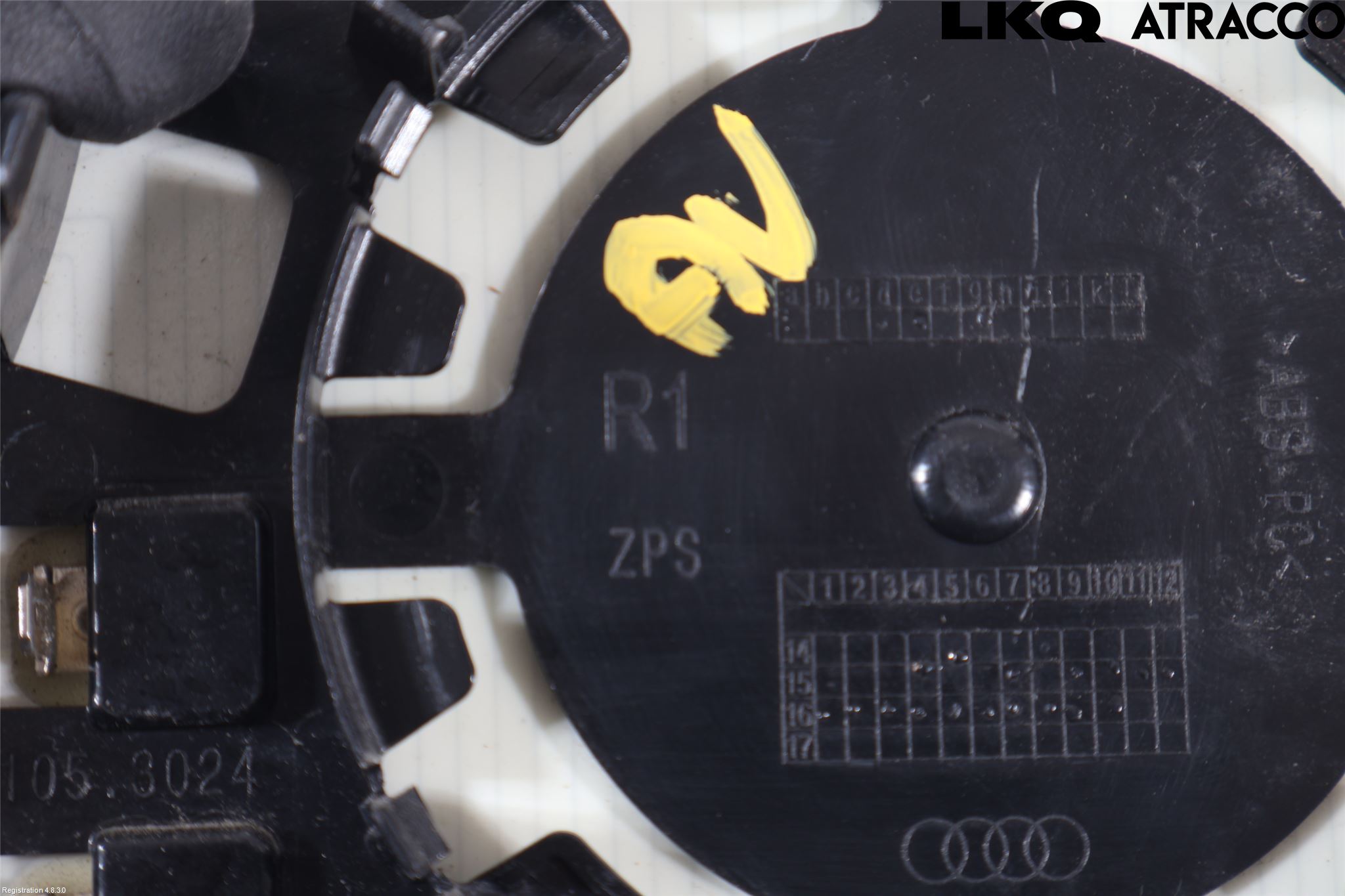 Audi A4/S4 B9 16-19 Spegelglas Hö