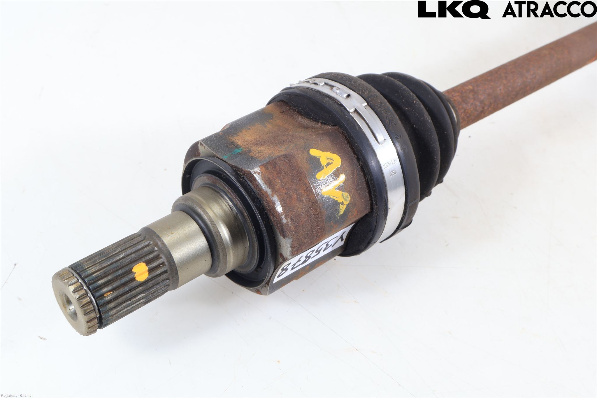 Hyundai i10 BA 17-20 Drivaxel Fram Vänster