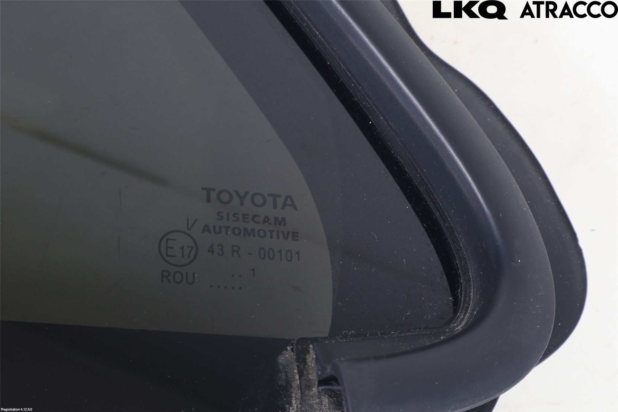 Toyota YARIS CROSS XP21 21- Dörruta Bak Lilla Vä