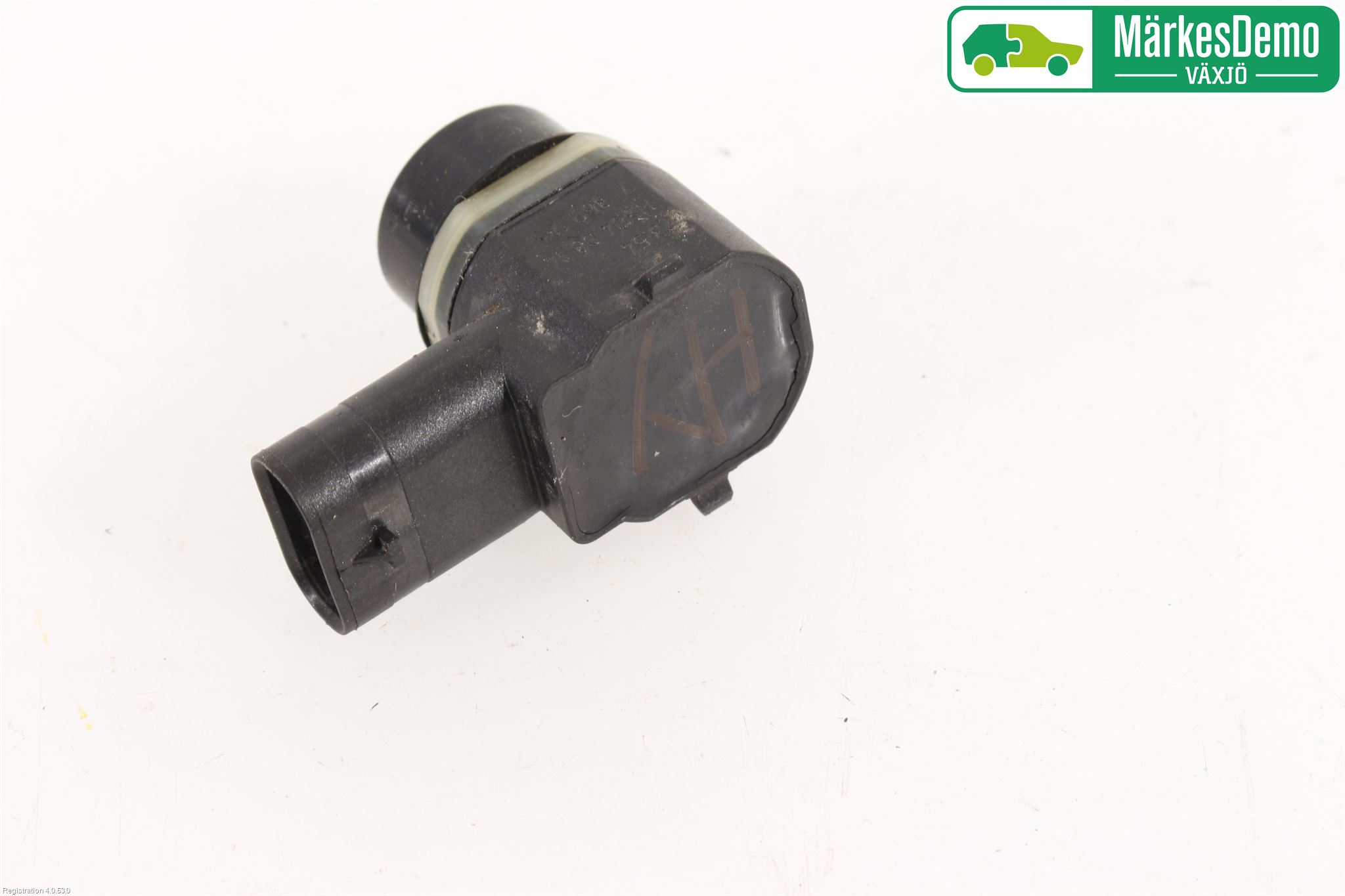 Toyota AURIS 13-19 Parkeringshjälp Frontsensor