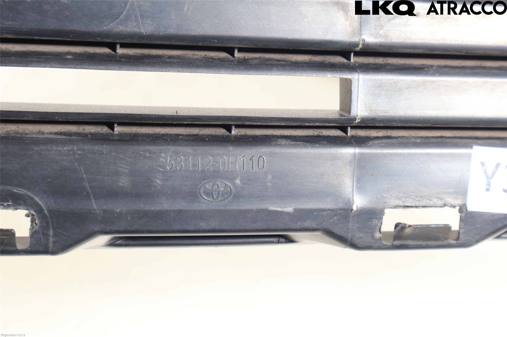 Toyota AYGO 15-21 Grill-Galler