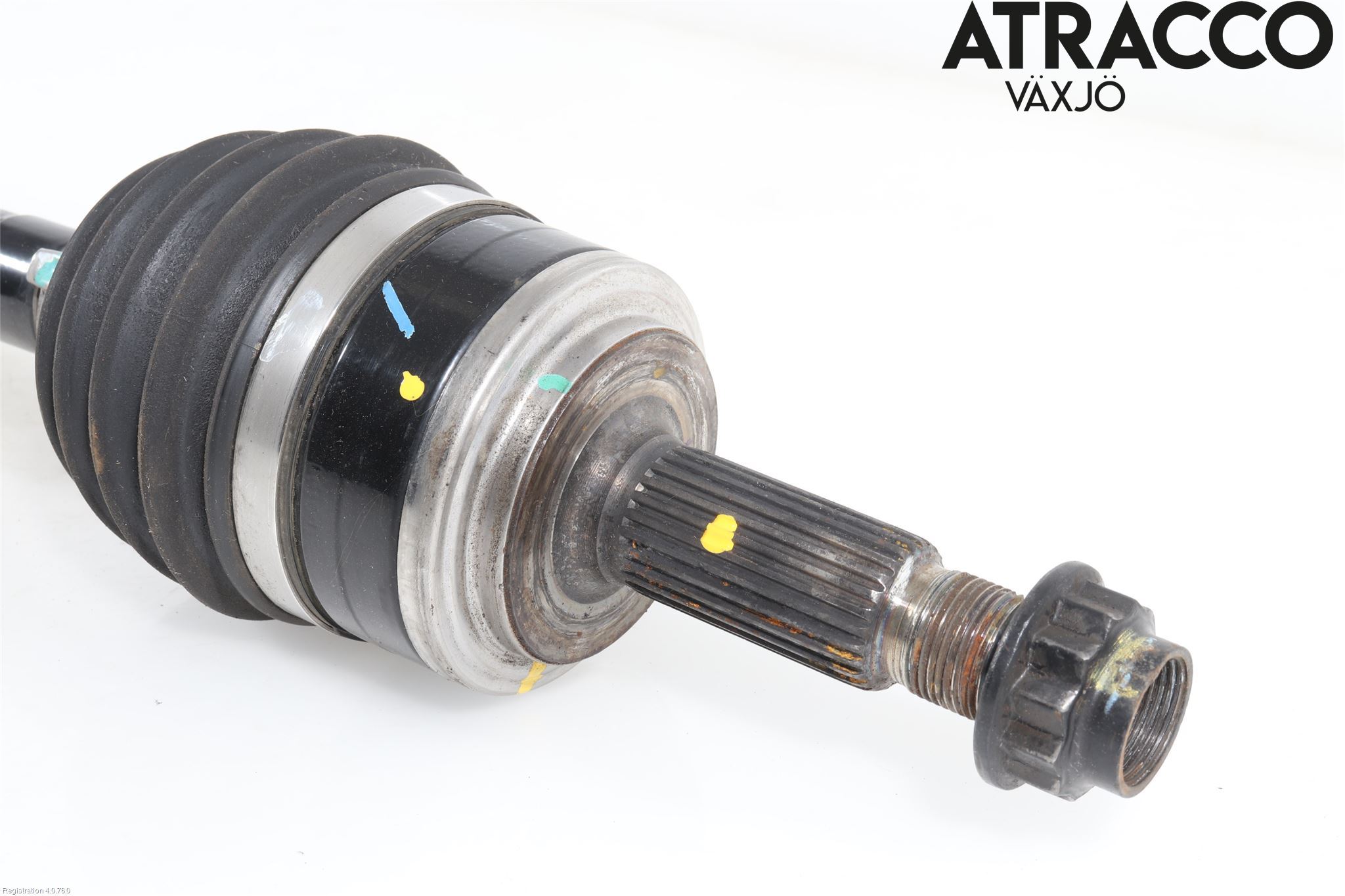 Toyota C-HR 16-23 Drivaxel Fram Vänster