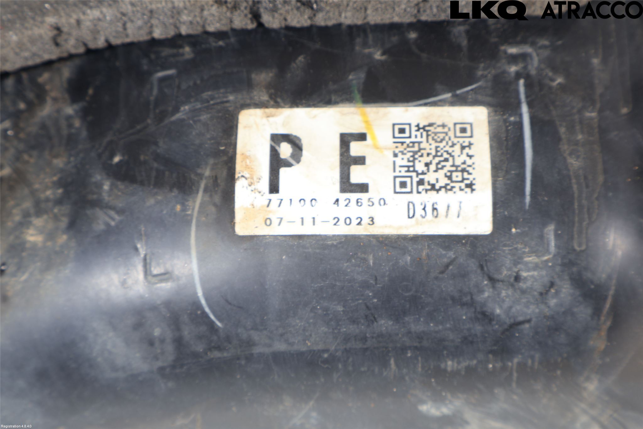 Toyota RAV4 19- Bränsletank