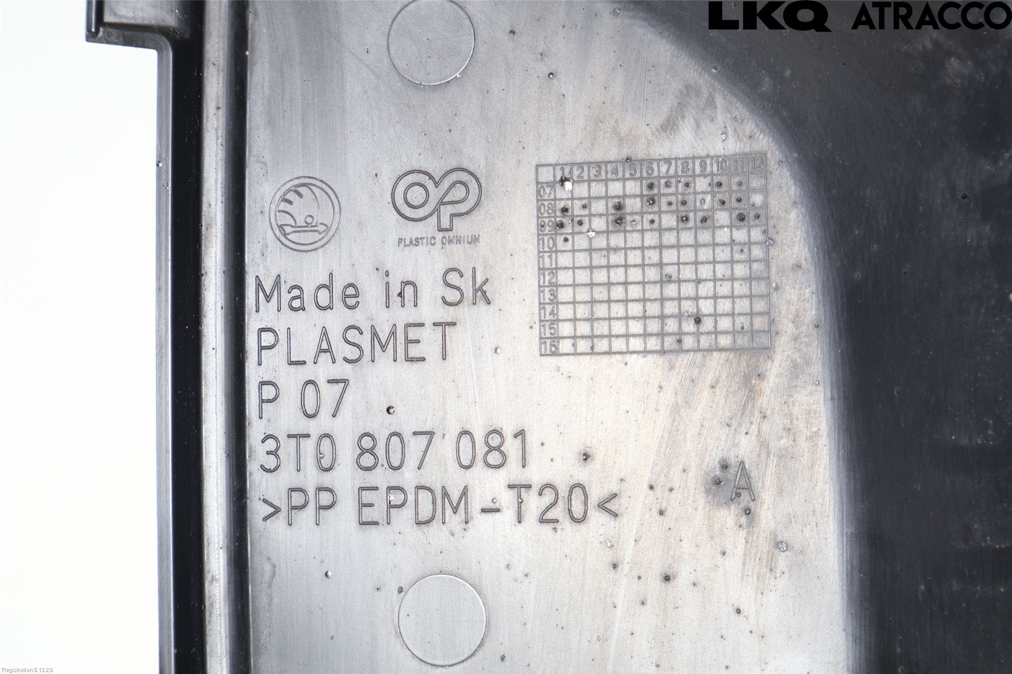 Skoda SUPERB 09-15 Täckplast Front