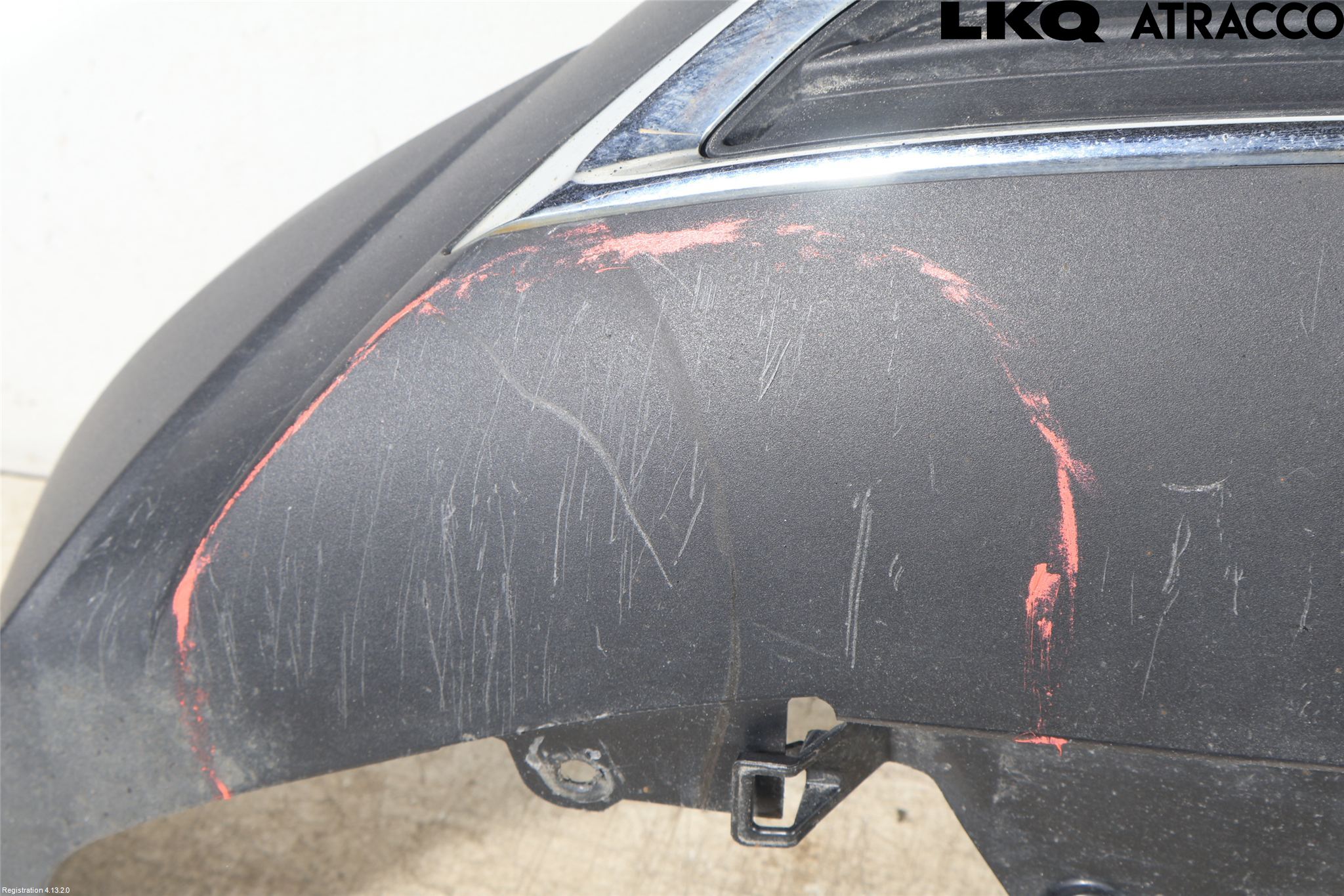 Toyota C-HR 16-23 Stötfångardel Bak Mitt