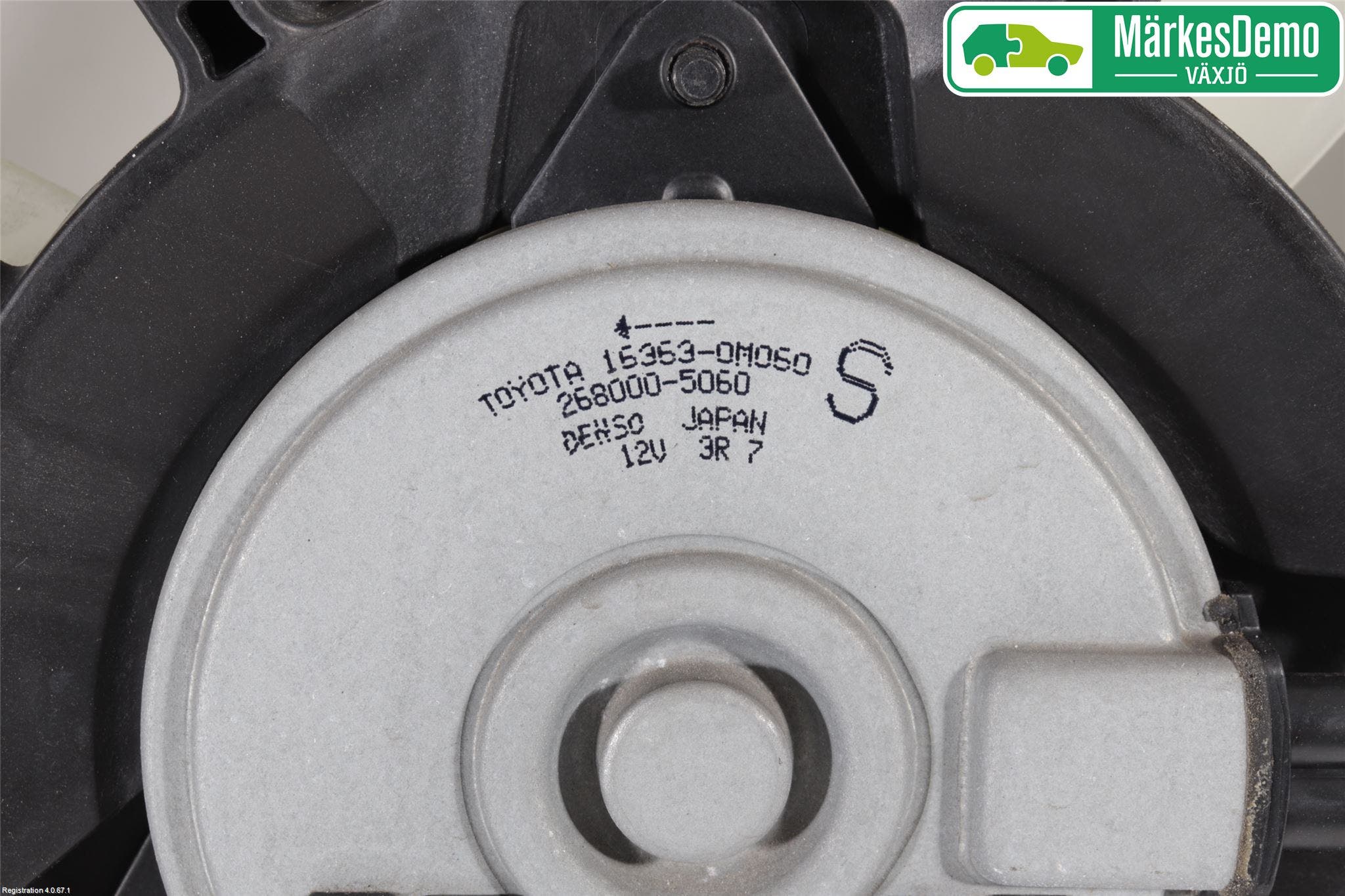 Toyota YARIS XP130 12-14 Kylfläktkåpa