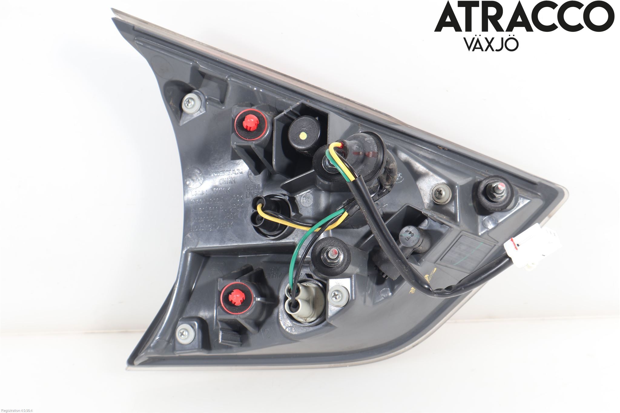 Nissan X-TRAIL 14-21 Bakljus Lucka Hö