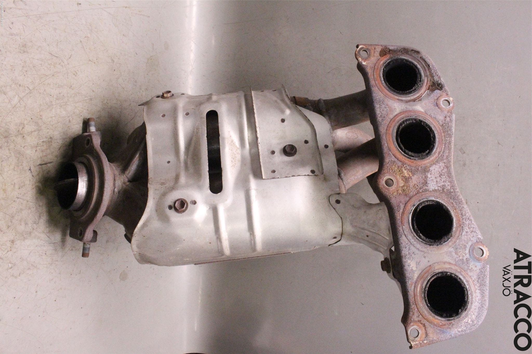 Toyota AVENSIS 03-06 Katalysator