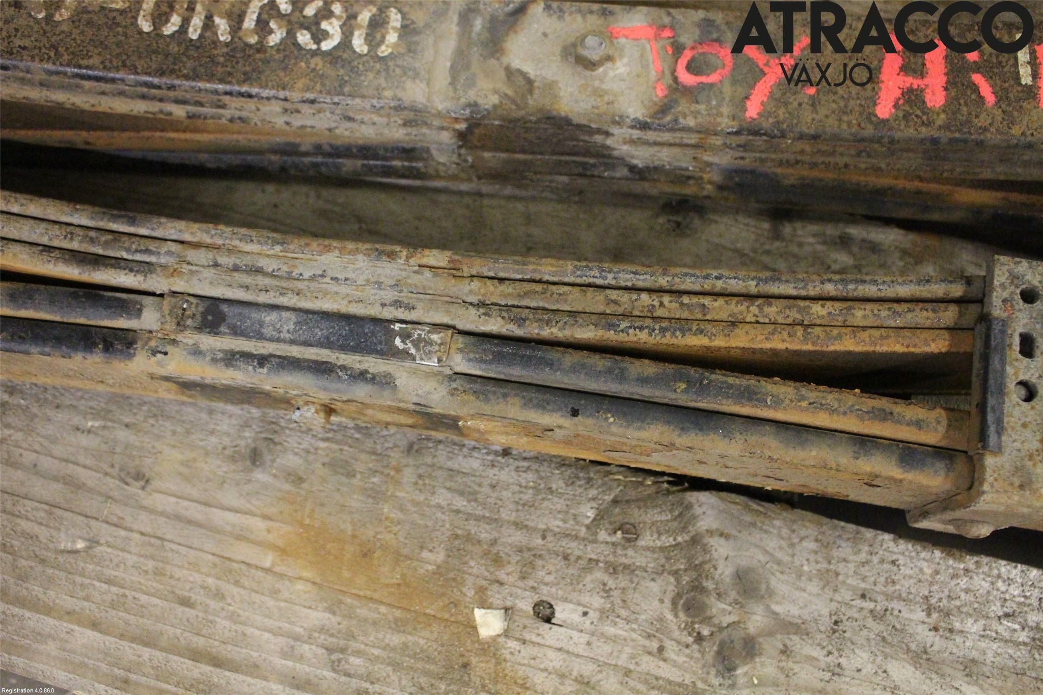 Toyota HILUX 16- Fjäder Bak Blad