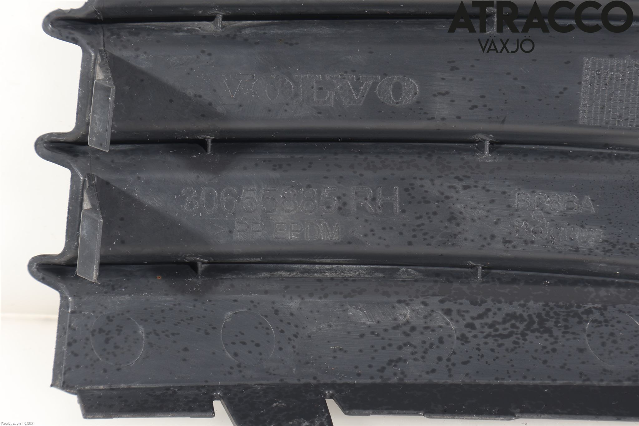 Volvo V50 04-07 Dimljussarg Fram