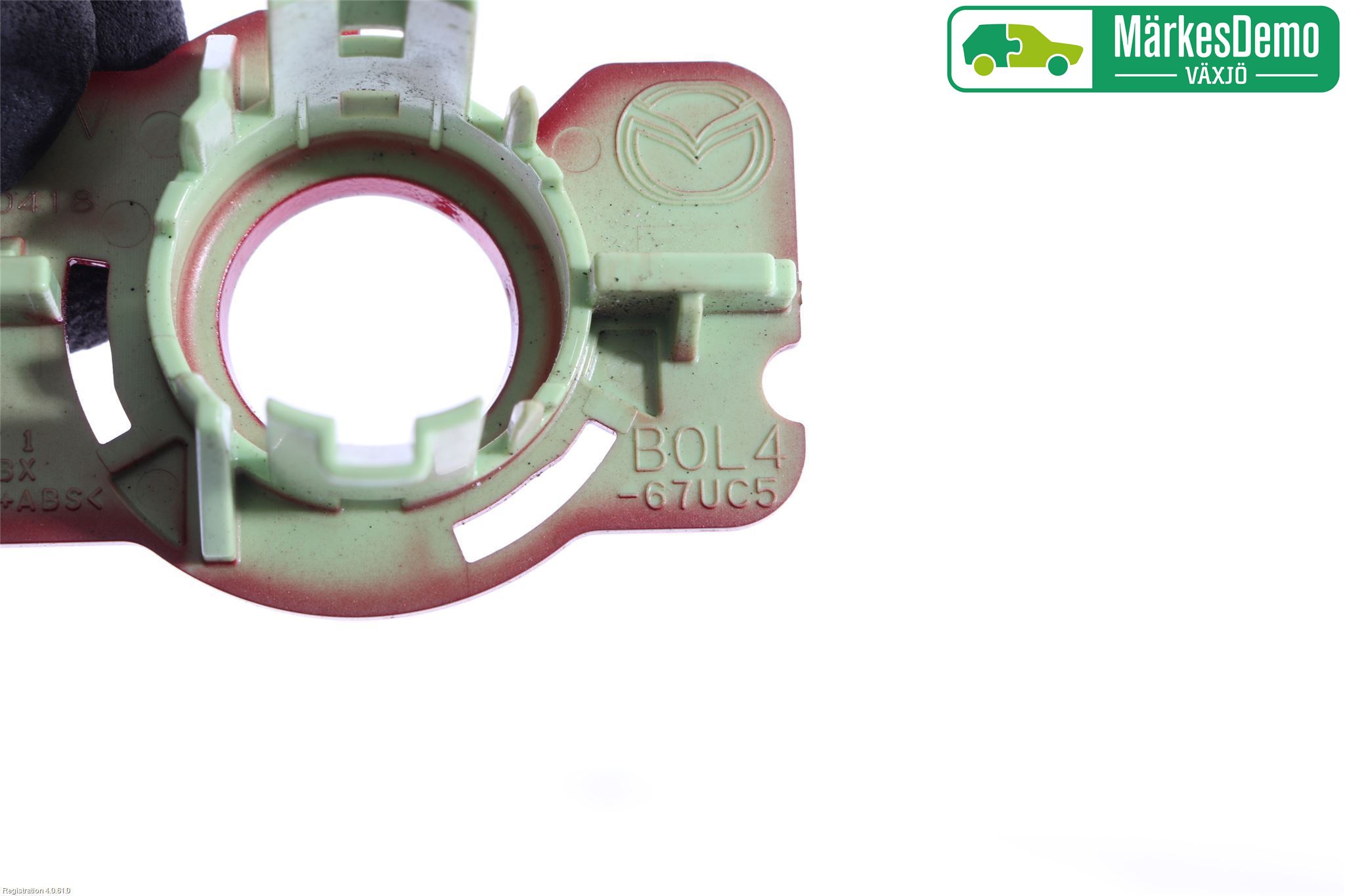 Mazda 3 IV 19- Stötfångardel Bak Mitt