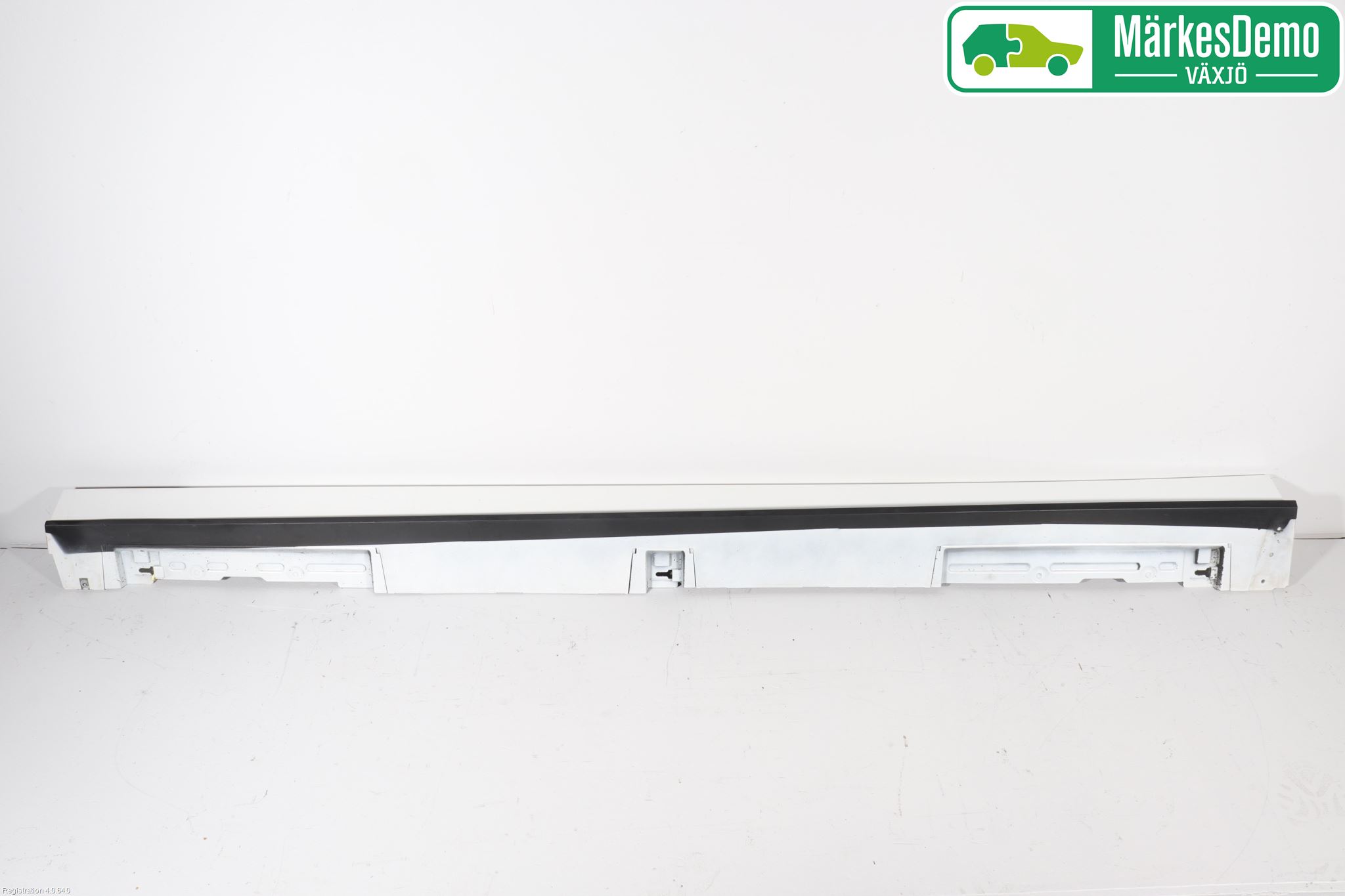 Mazda 3 IV 19- Sidokjol Vä