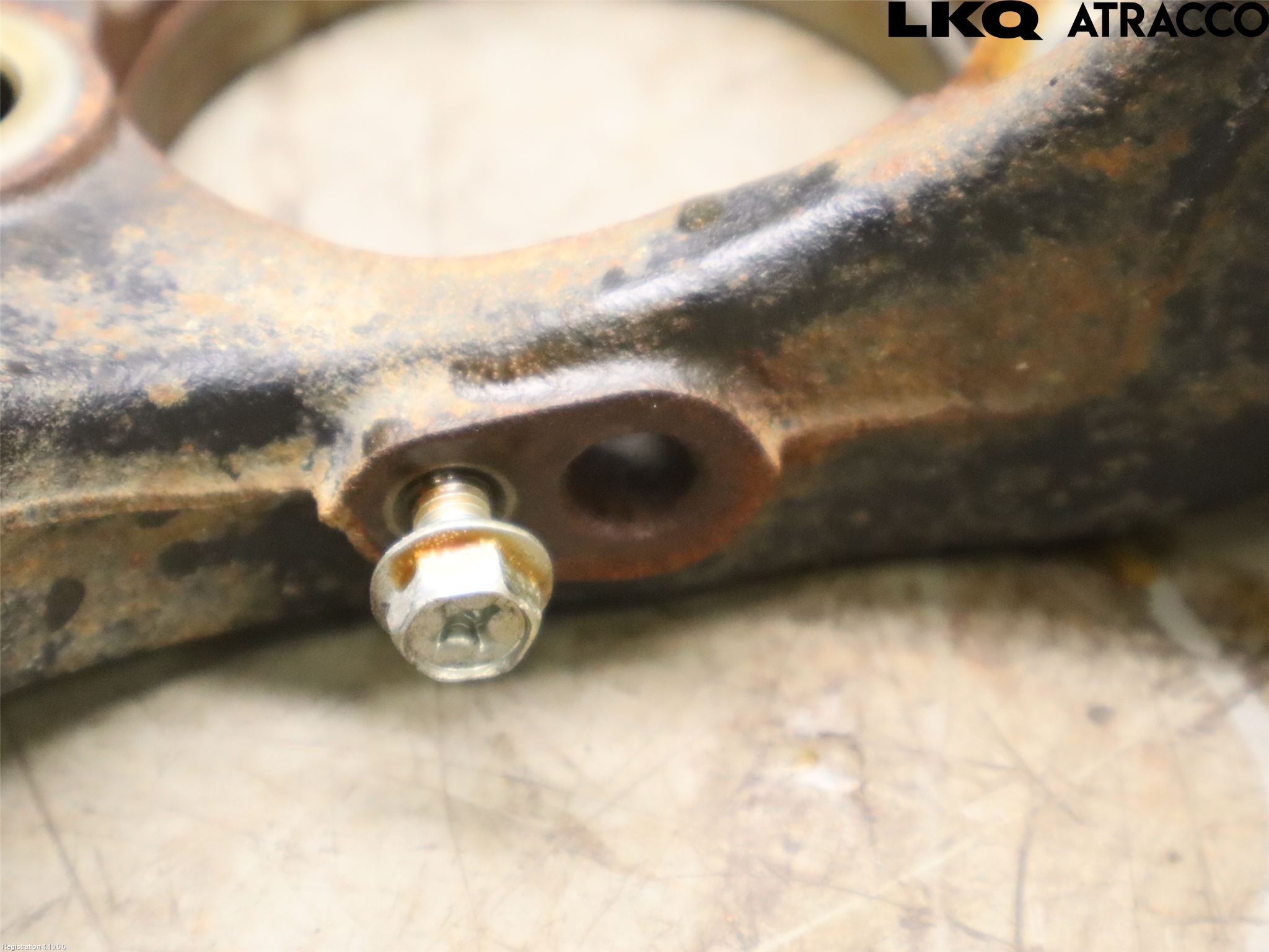 Suzuki SWIFT 17-24 Styrspindel Lagerhus Hö