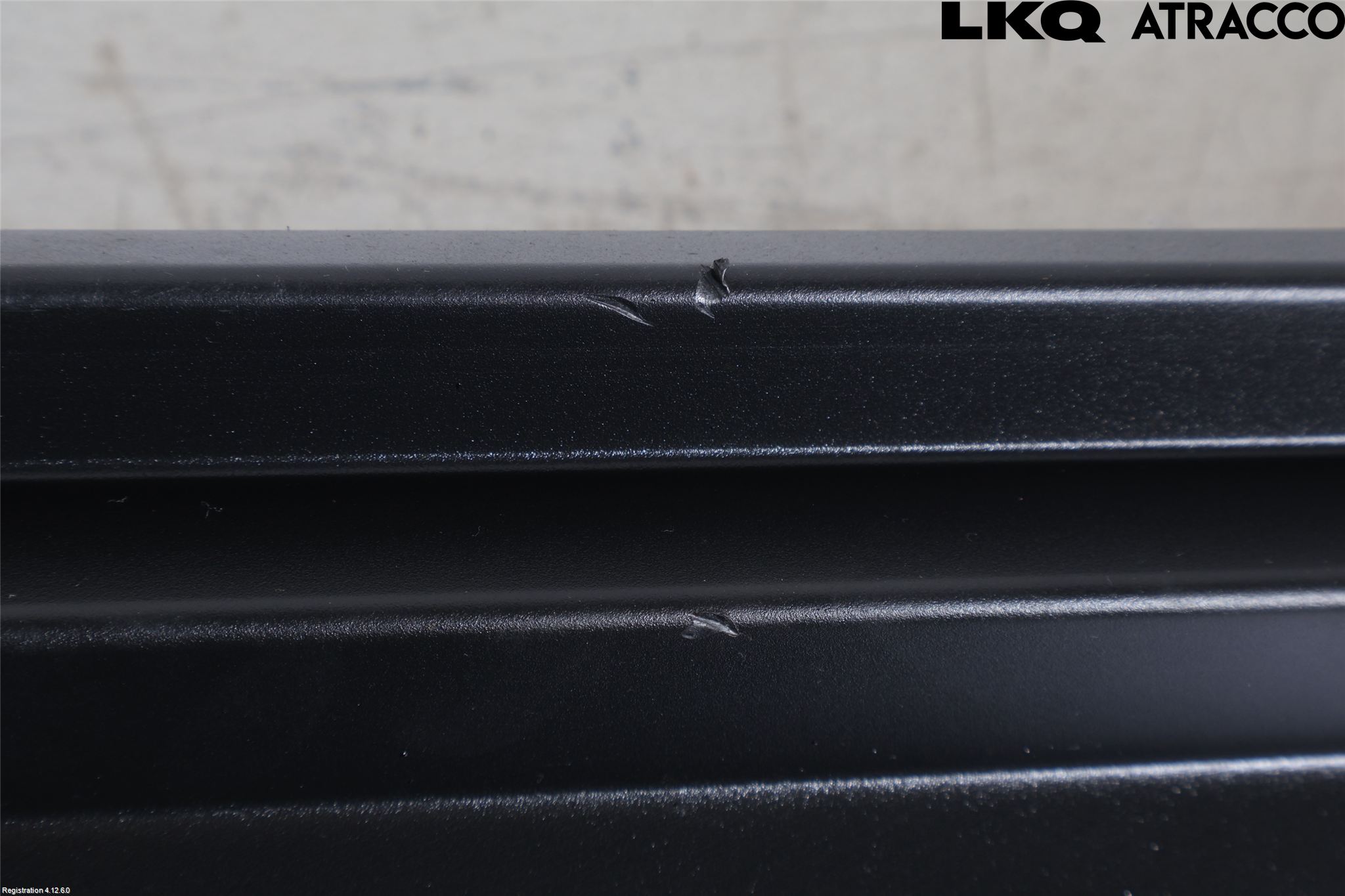 Lexus LBX 24- Sidokjol Hö