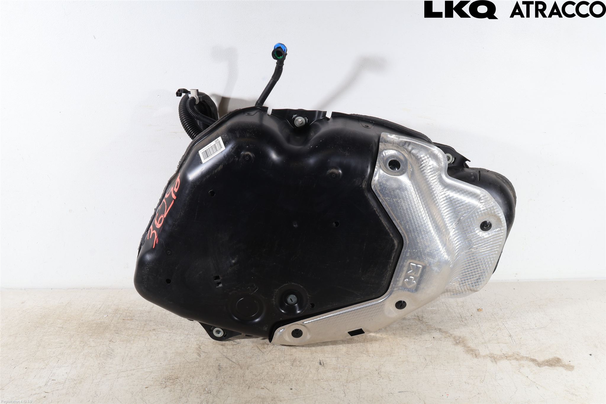 Toyota C-HR 24- Bränsletank