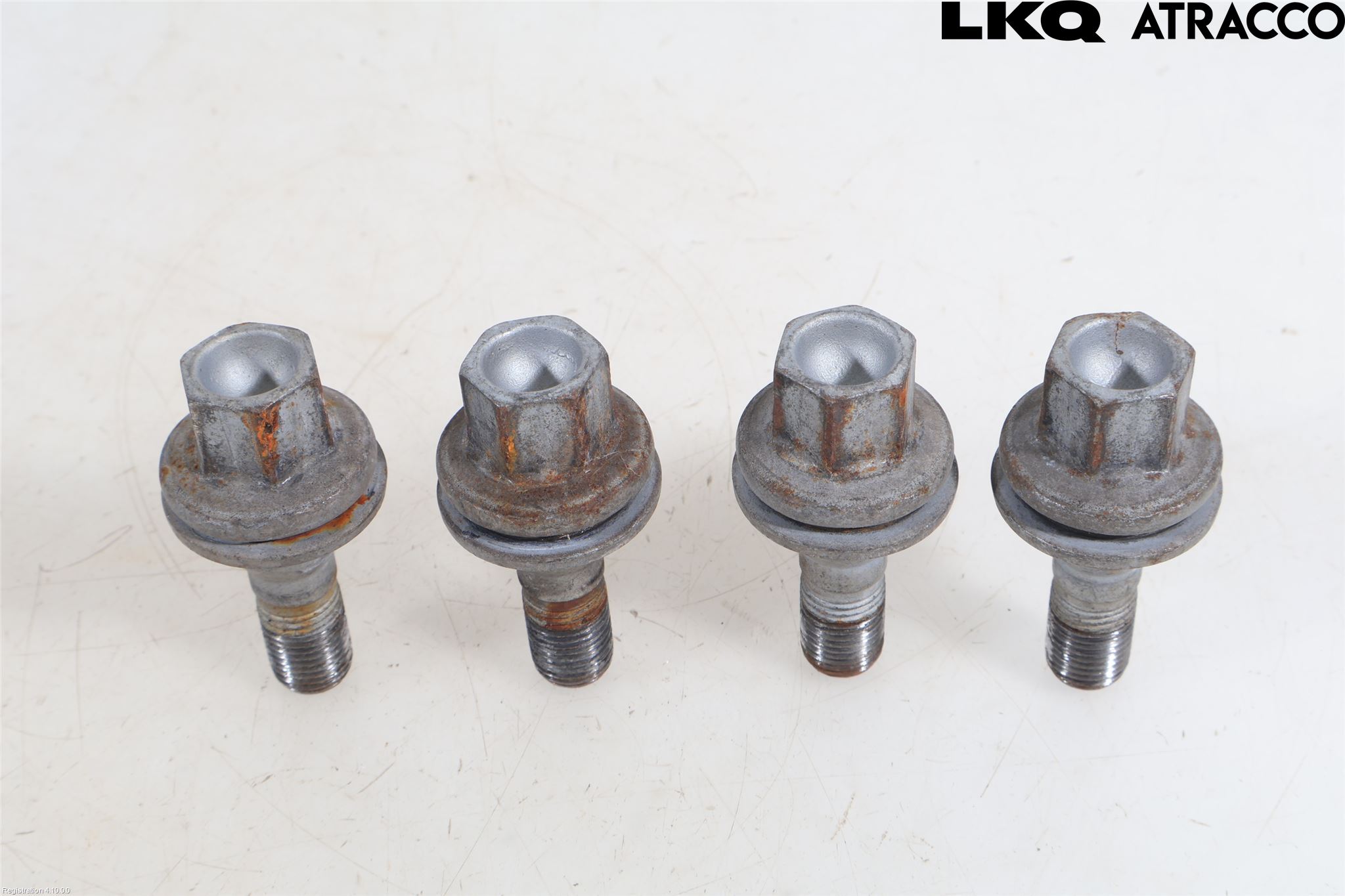 Peugeot 208/E-208 20- Hjulmutter-Bult-Sats