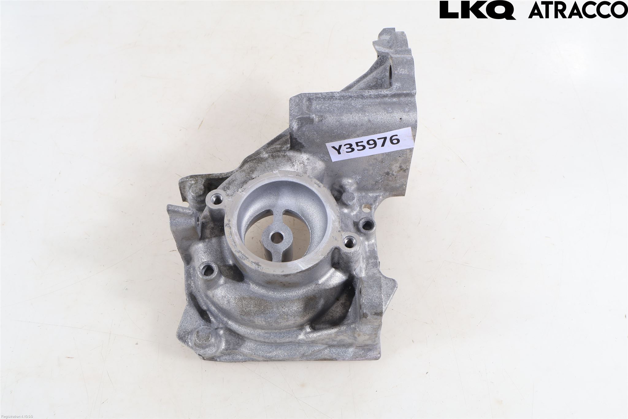 Toyota RAV4 19- Vattenpumpshus-Lock
