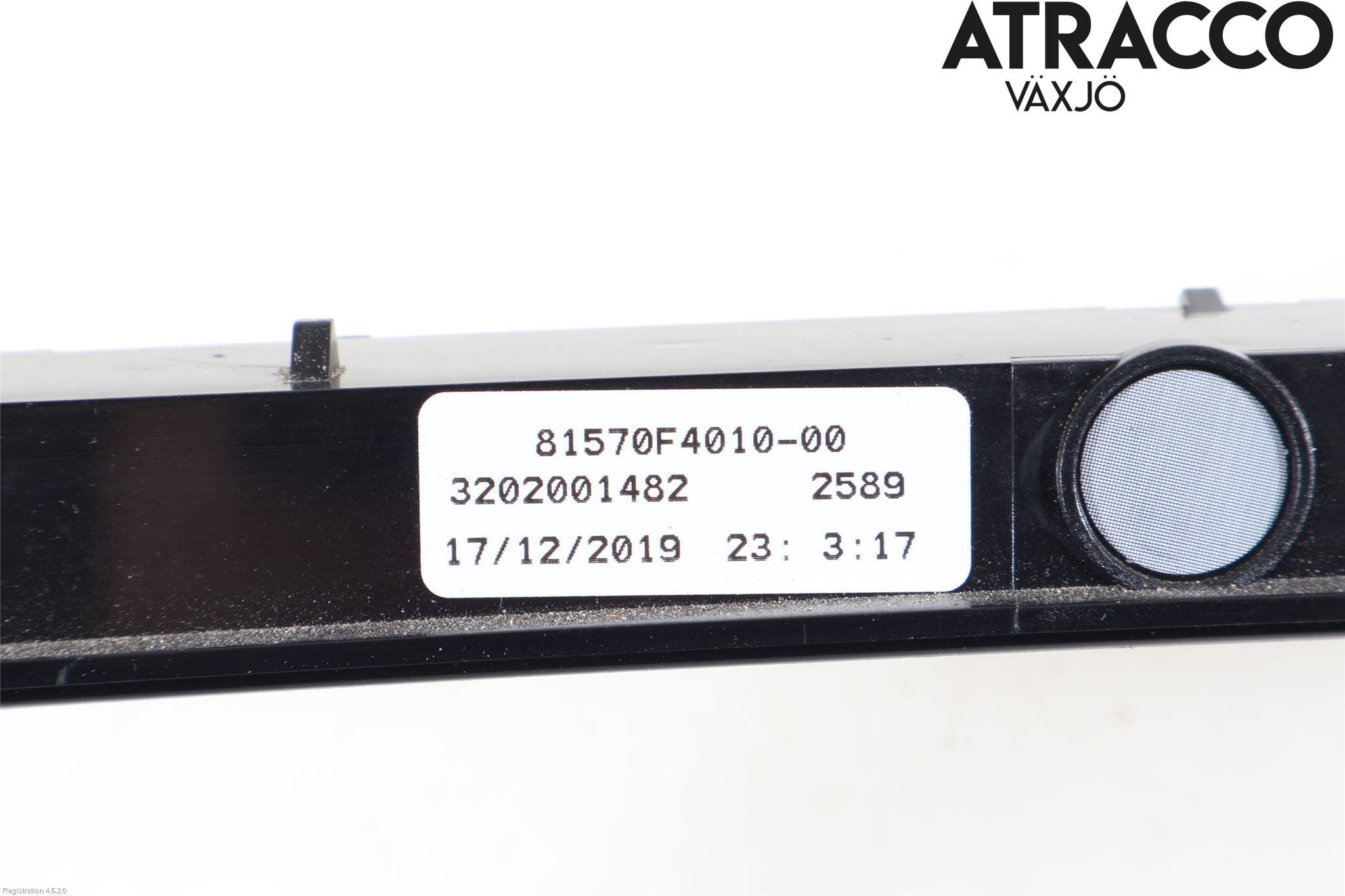 Toyota C-HR 16-23 Bromsljus Bakruta