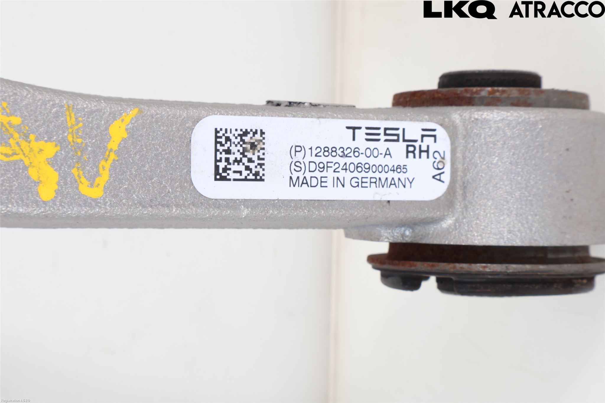 Tesla MODEL Y 21- Bärarm Fram Övre Hö