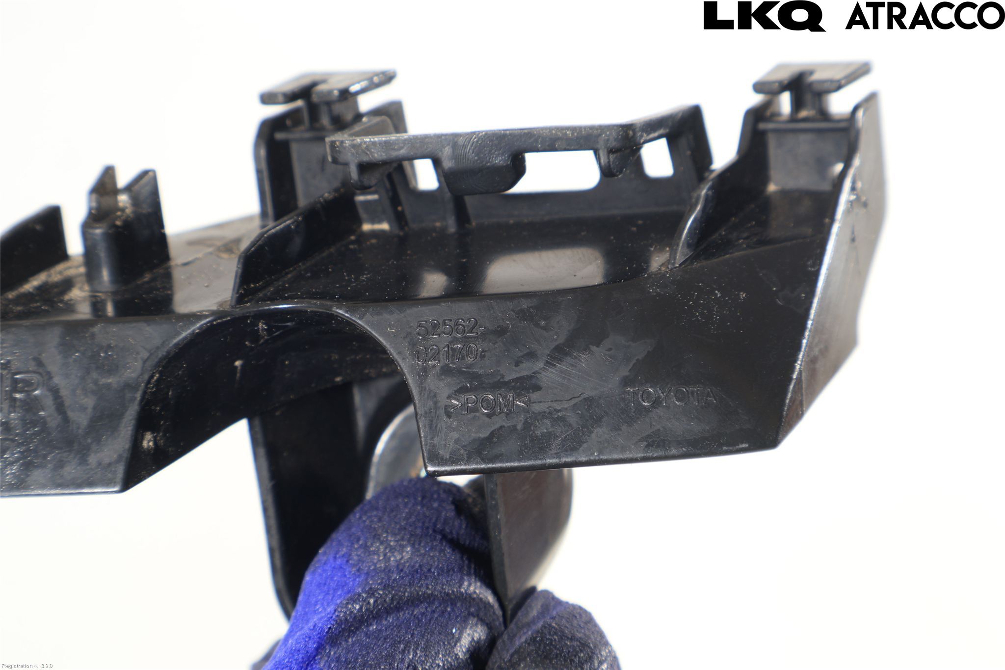 Toyota AURIS 13-19 Stötfångarfäste Bak Hö