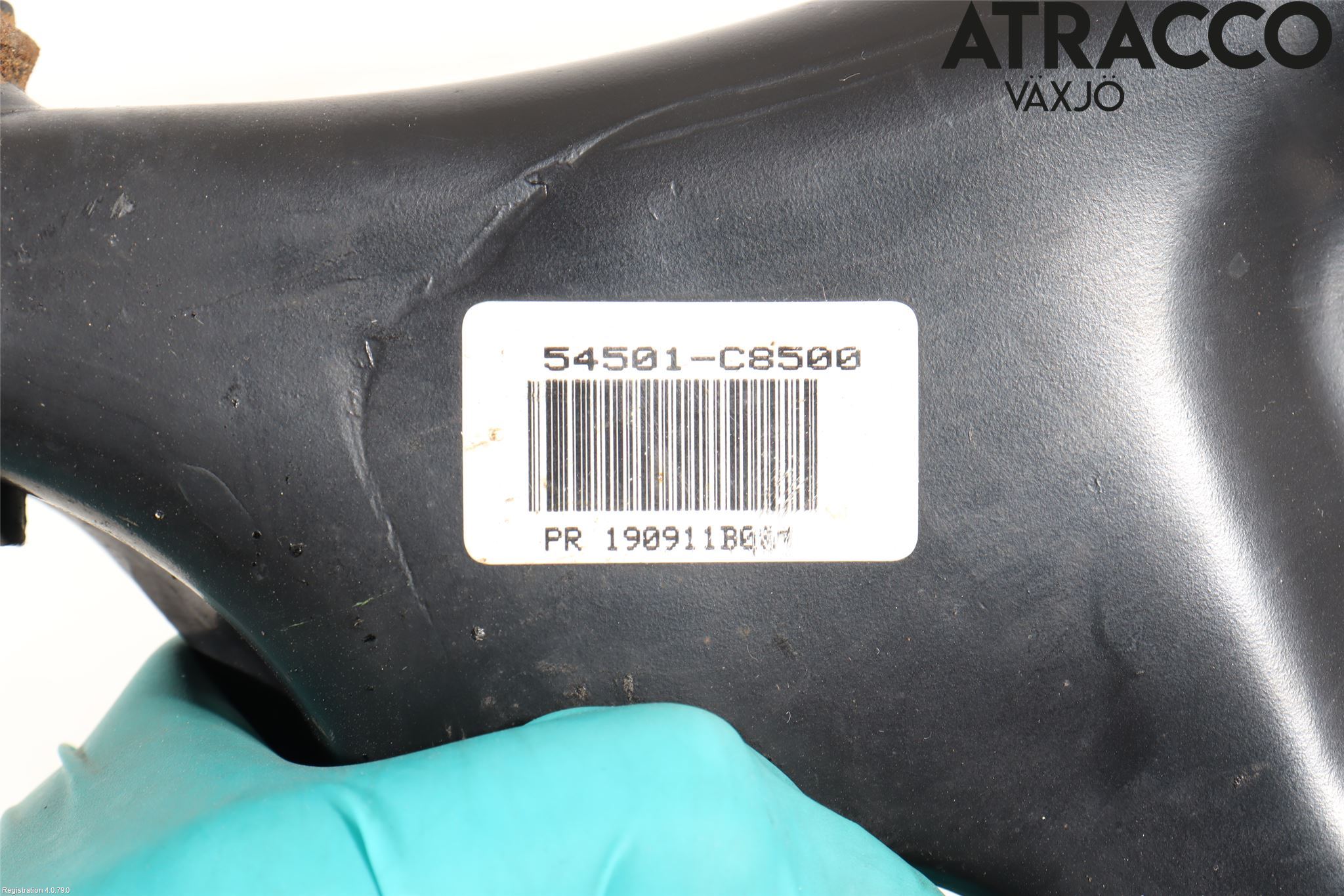 Hyundai i20 GB 15-20 Bärarm Fram Undre Hö