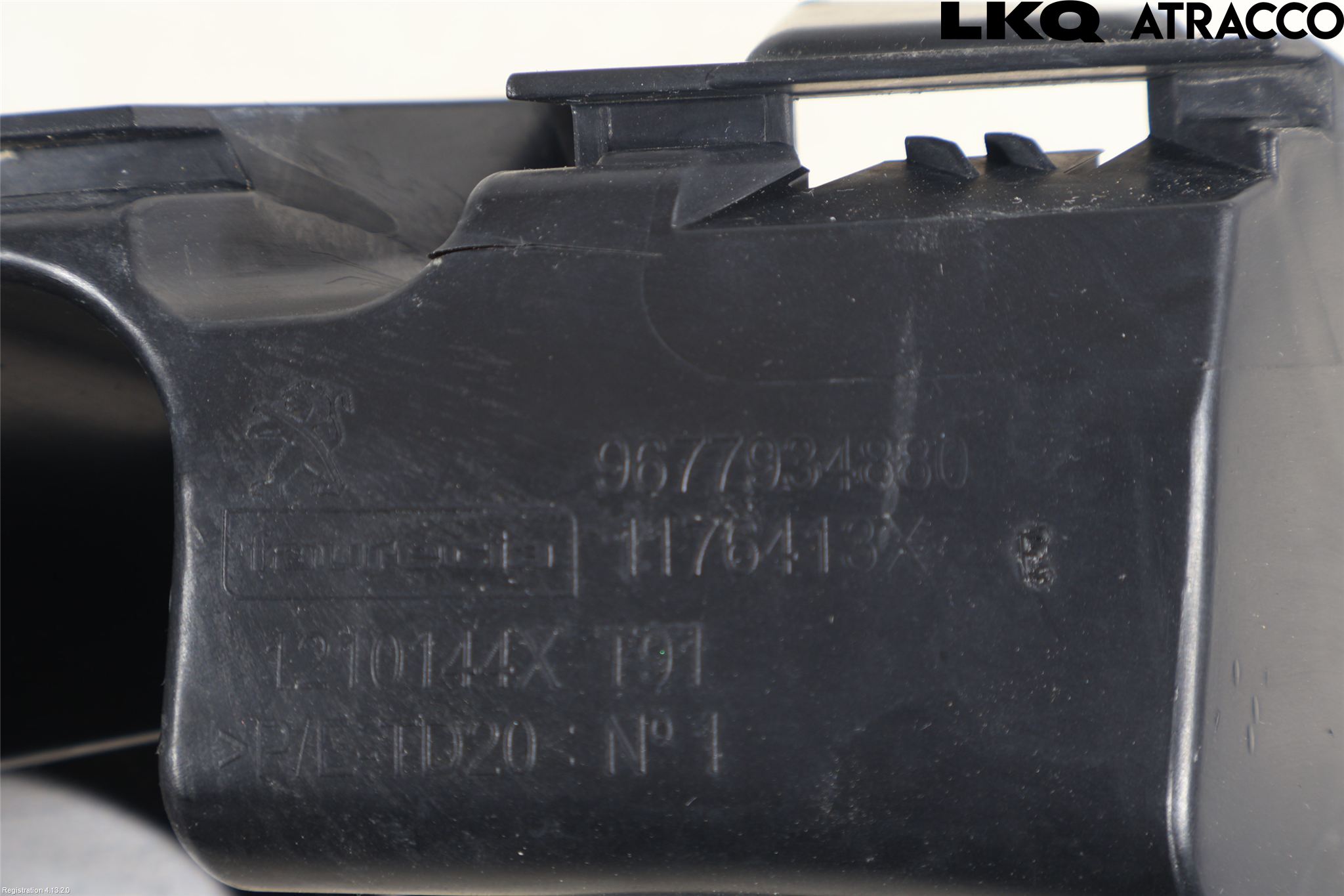 Peugeot 308 14-21 Stötfångarfäste Bak Hö