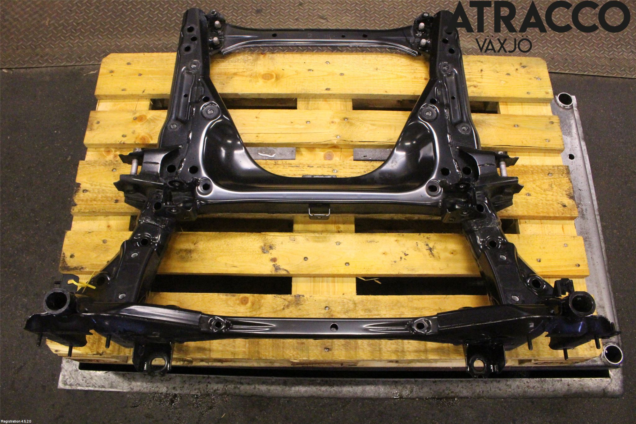 Mazda CX-60 22- Framvagnsbalk