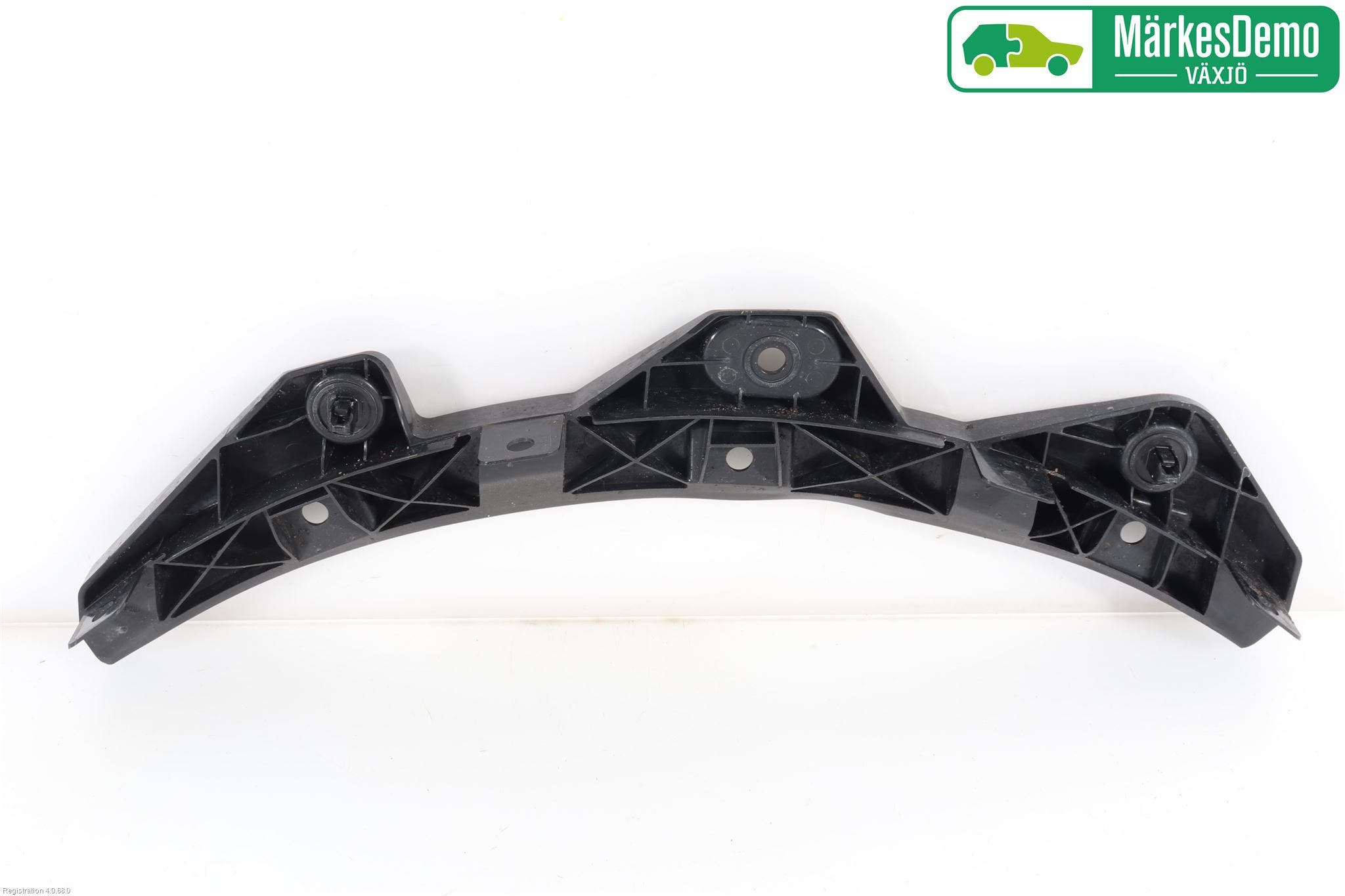 Mazda CX-3 Skärmfäste Fram Hö