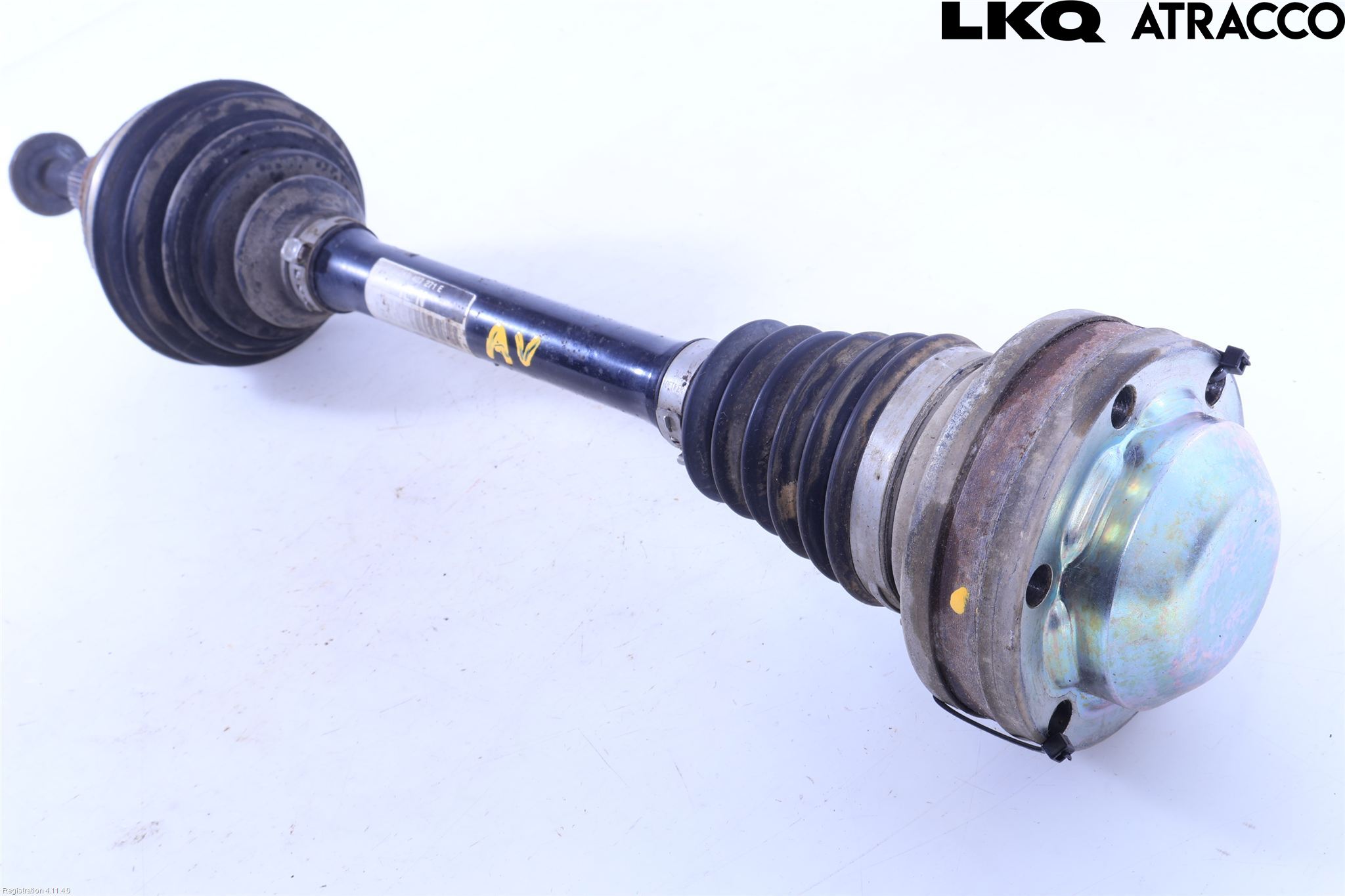 Volkswagen VW CADDY      04-10 Drivaxel Fram Vänster