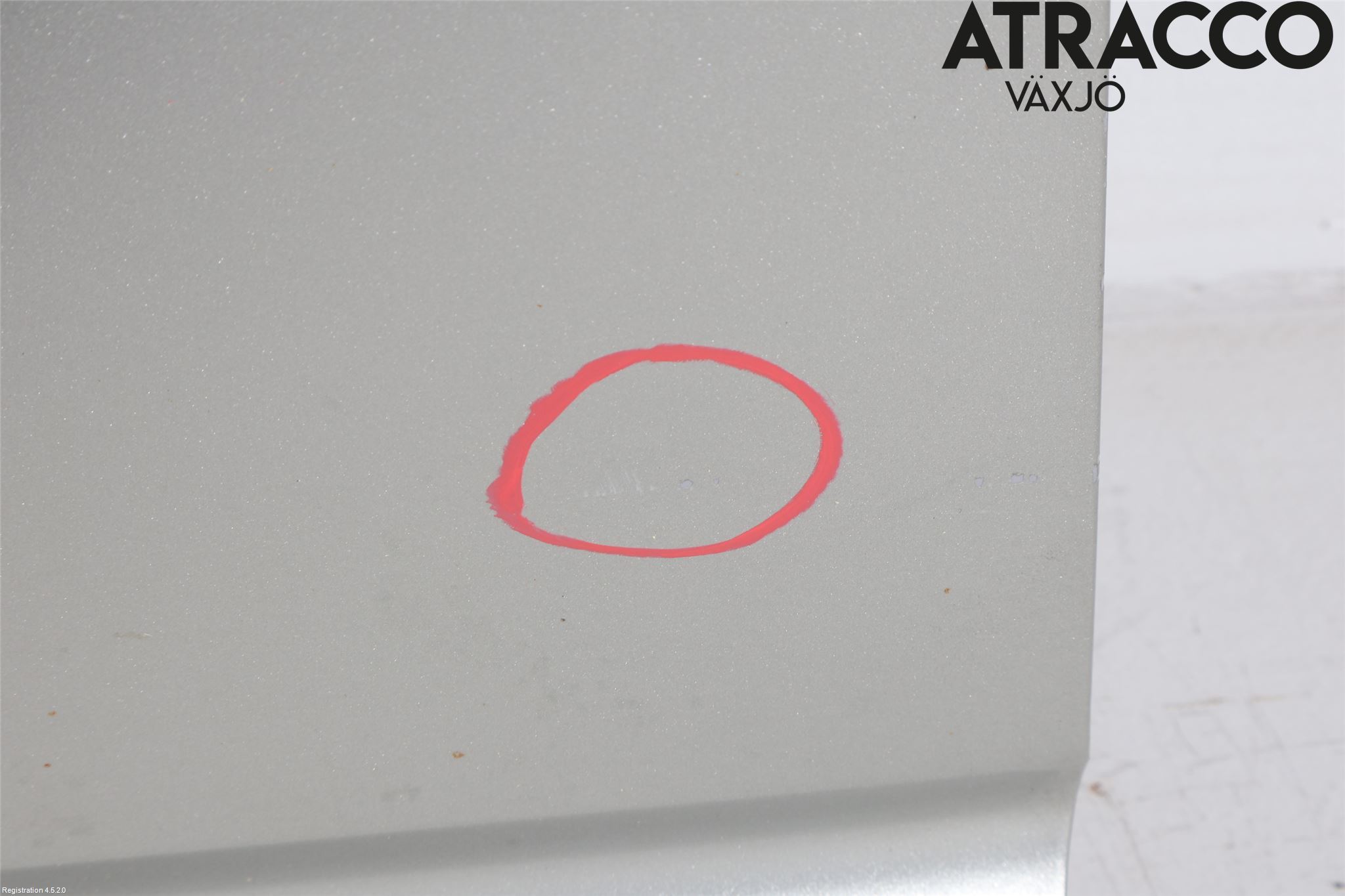 Toyota AVENSIS 03-06 Dörr Fram Vänster