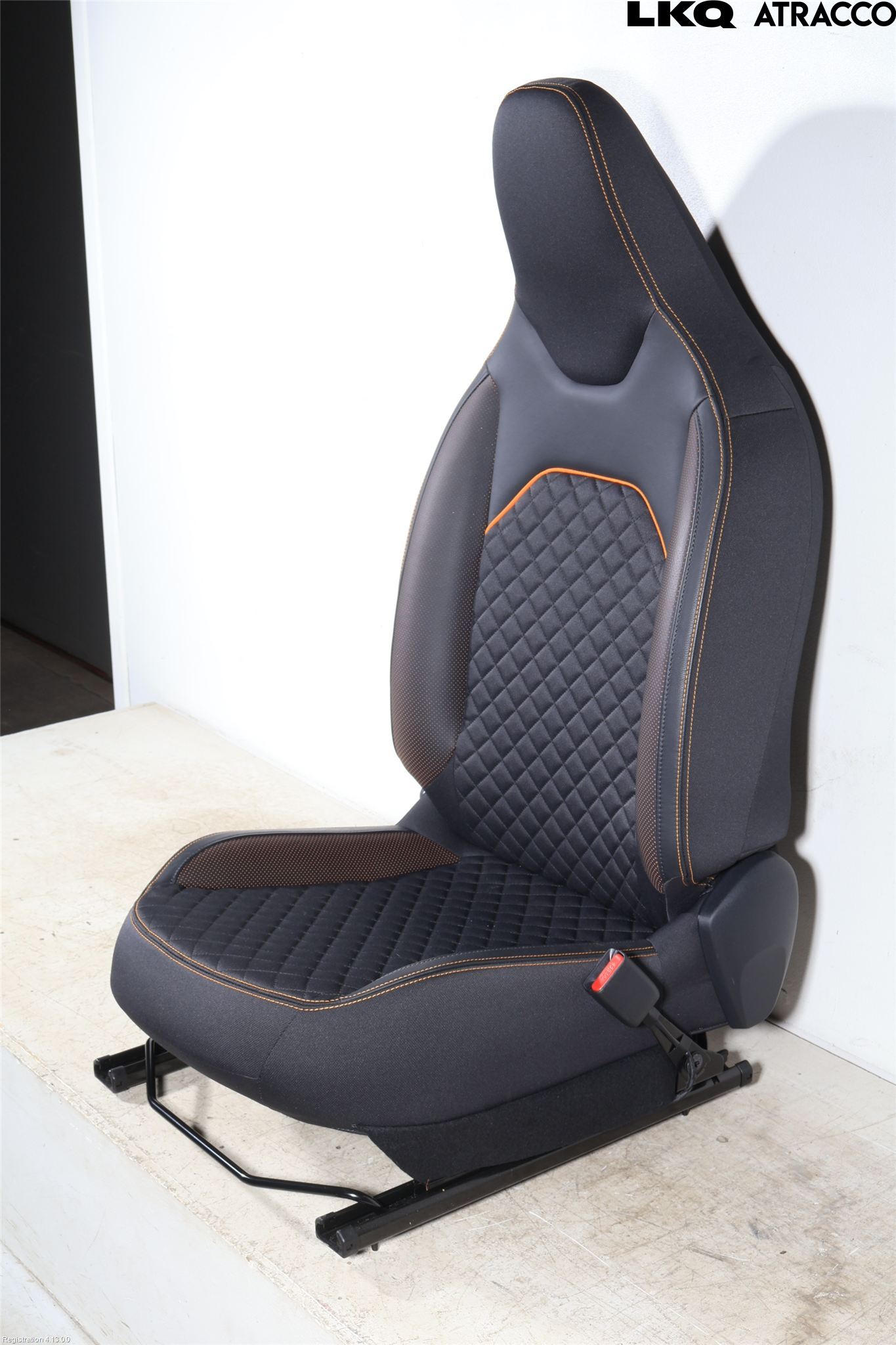 Toyota AYGO X AB70 22- Inredning Stol Fram Hö