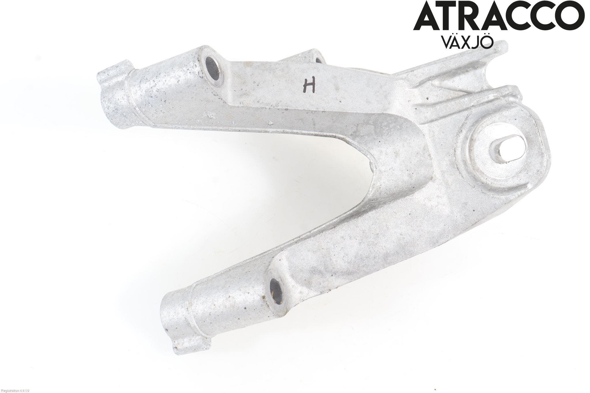 Mazda CX-60 22- Motorfäste