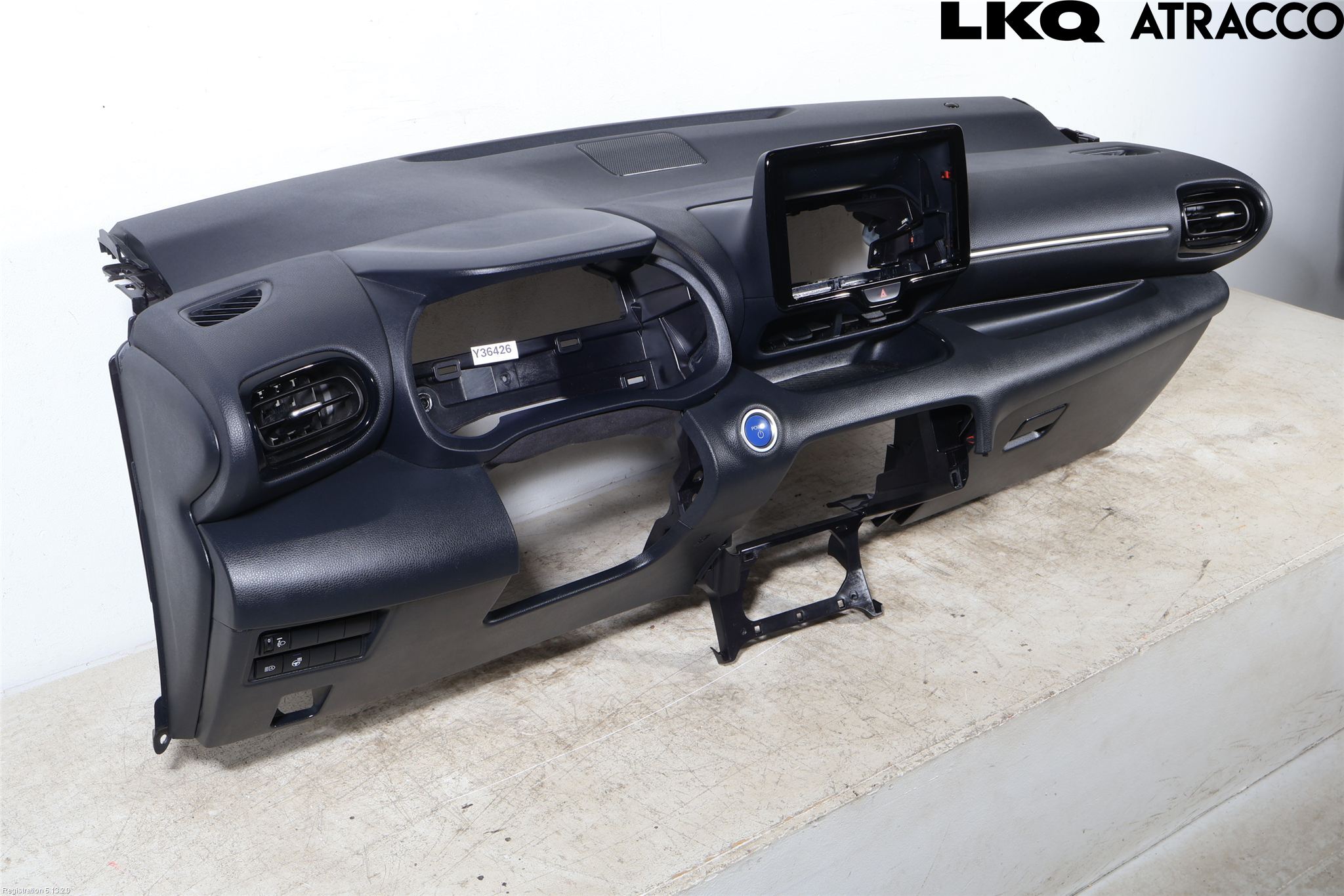 Toyota YARIS XP21 20- Instrumentbräda