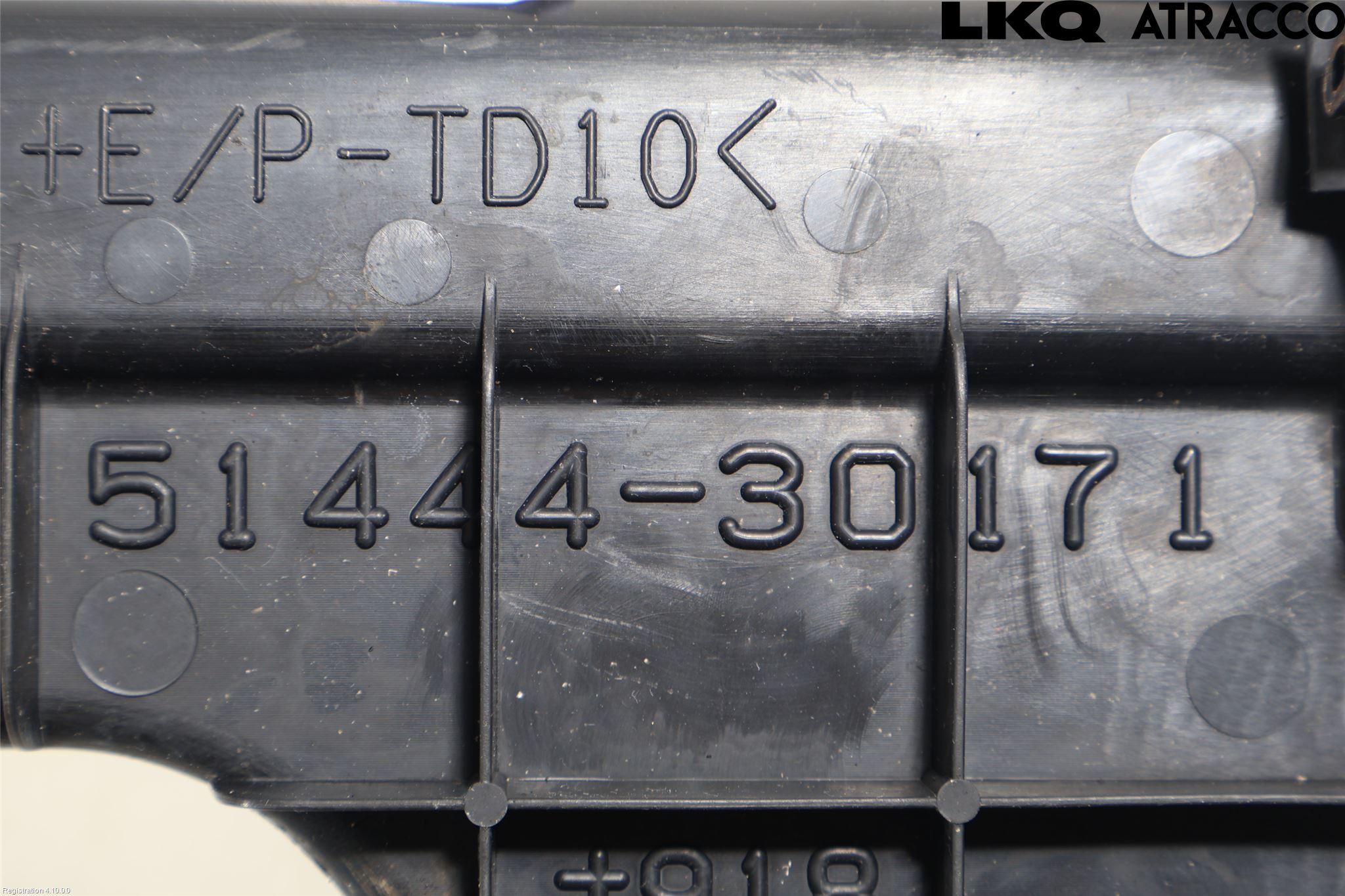 Lexus IS 250/350 14-20 Hasplåt Plåt-Plast