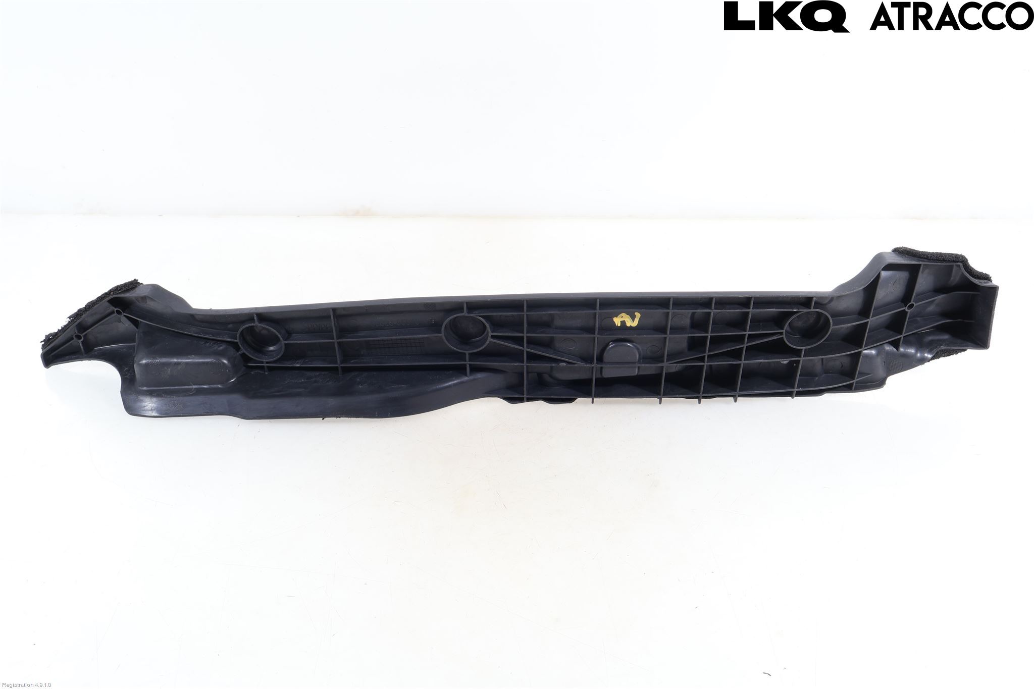 Toyota AVENSIS 09-15 Skärm Hörn Utfyllnad Fram
